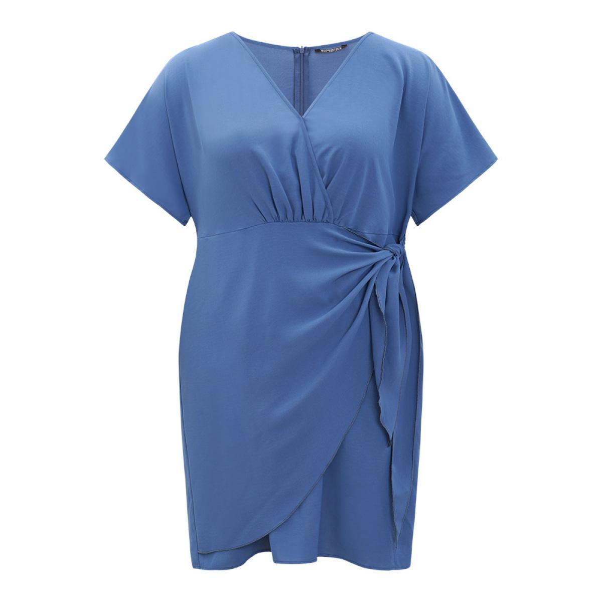 Plus Size Solid Surplice Neck Gathered Twist Front Batwing Sleeve Dress DarkBlue Women Elegant Knotted V-neck Half Sleeve Curvy Knee Dress BloomChic 18-20/2X Product Image