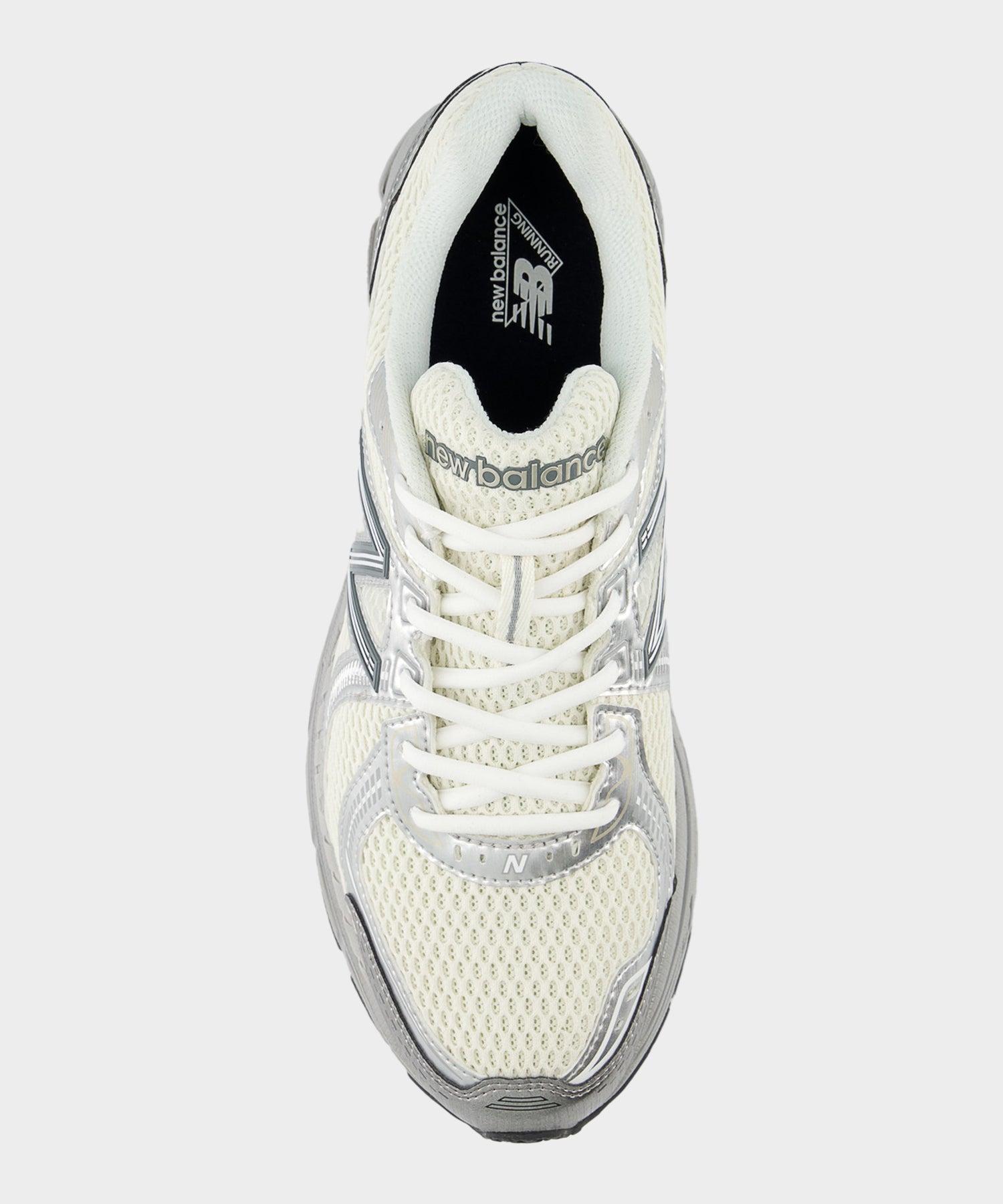 New Balance 860v2 in Sea Salt + Grey Product Image