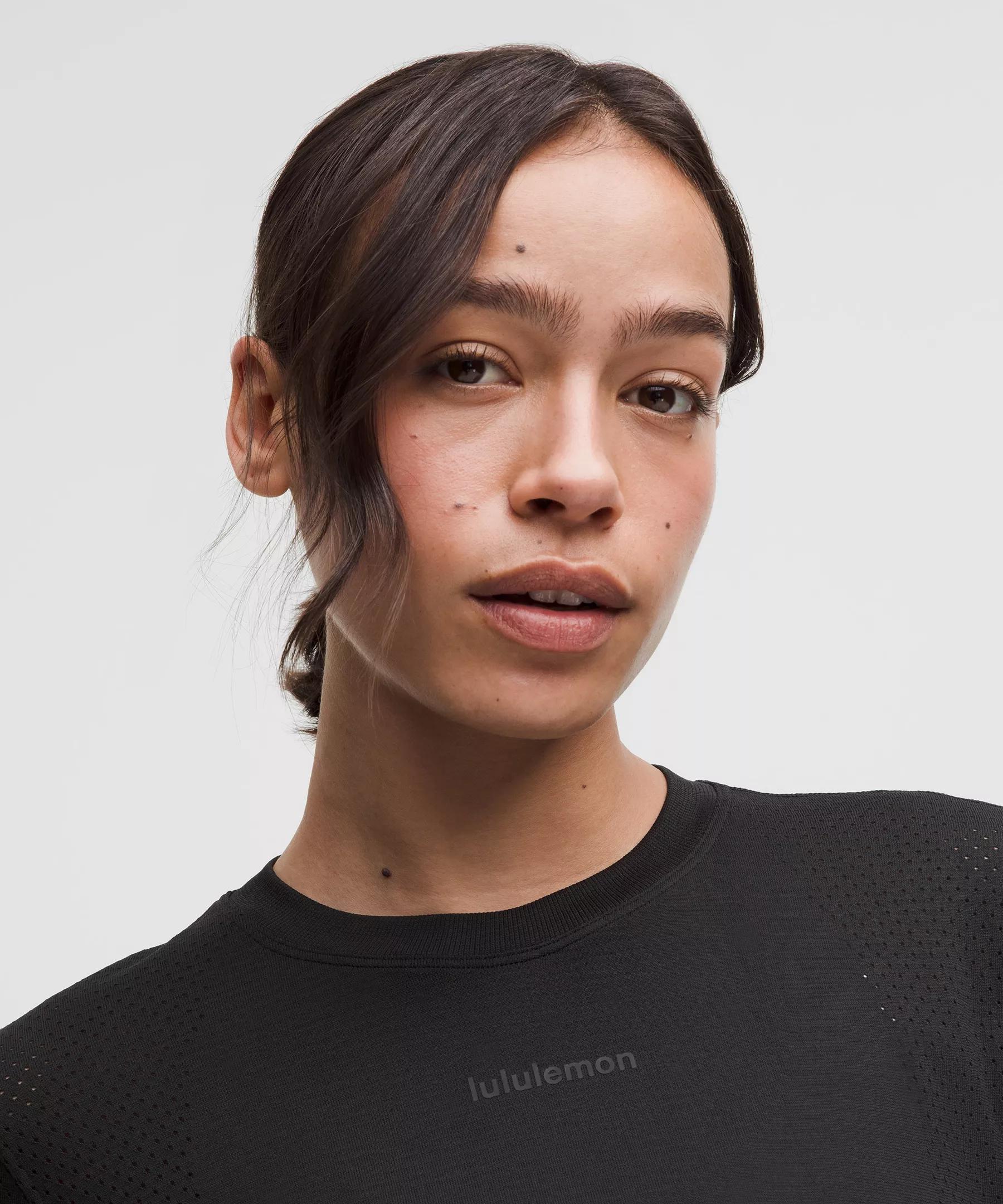 Swiftly High-Low Cropped Short-Sleeve Shirt Product Image