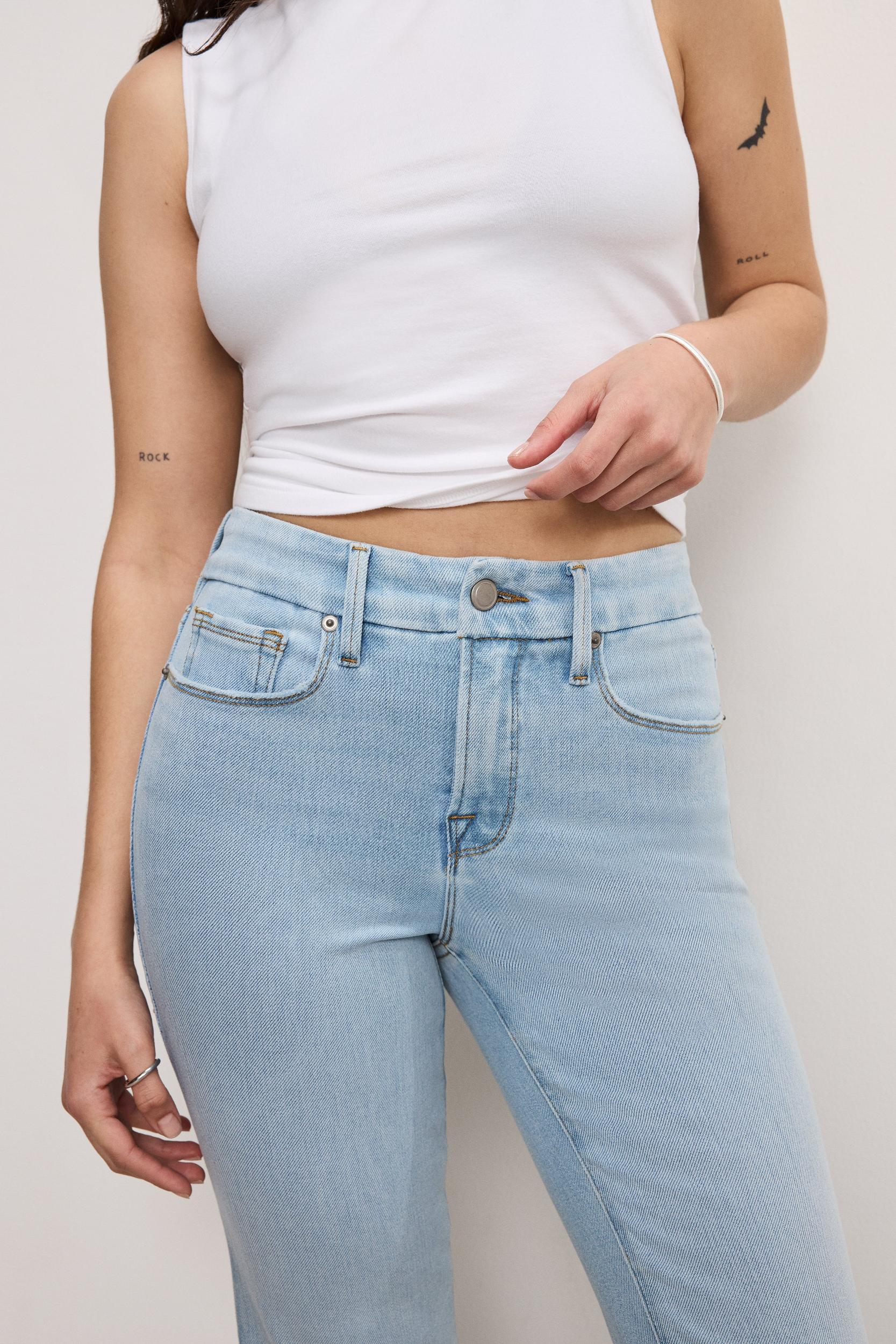 SOFT TECH GOOD PETITE FLARE JEANS | INDIGO841 Product Image