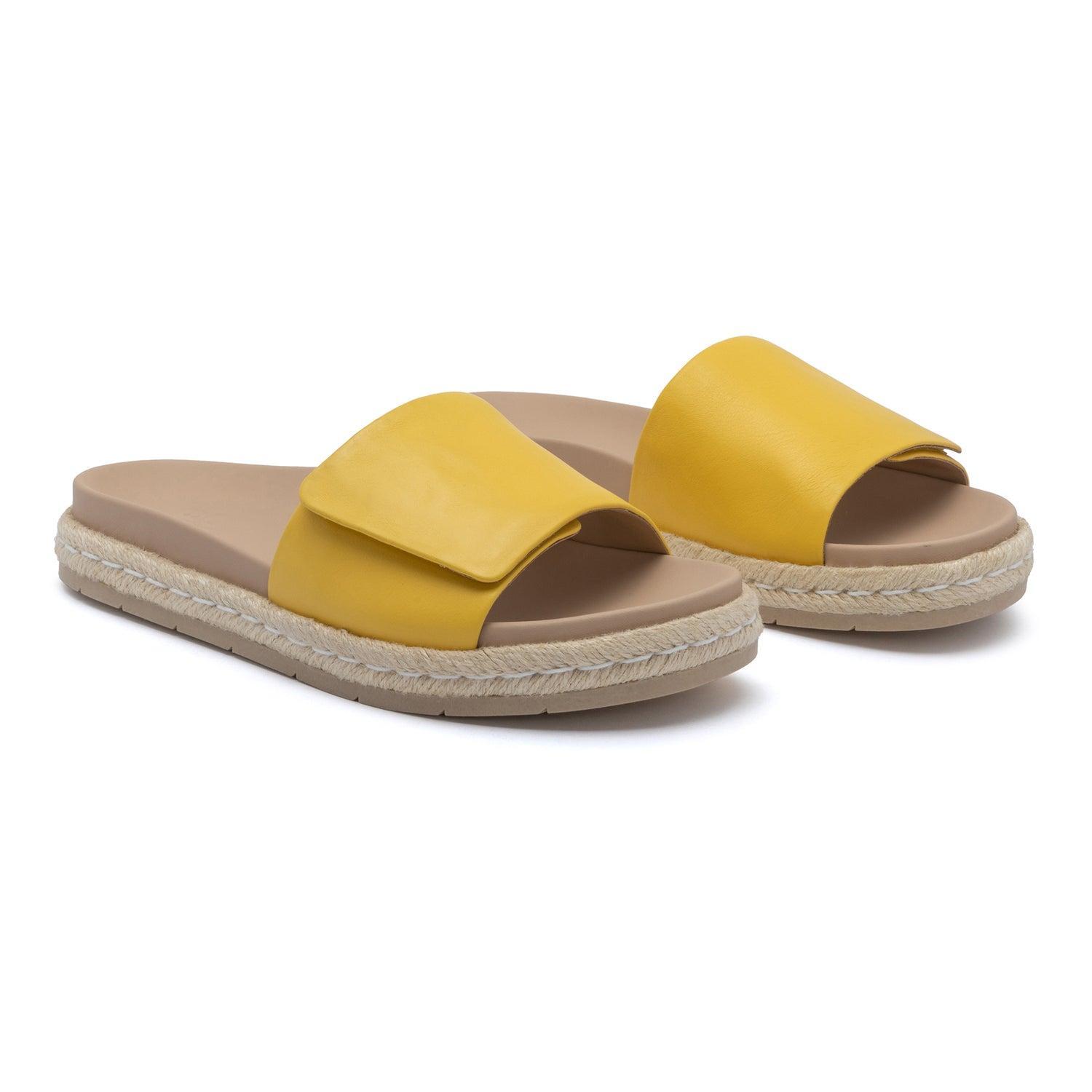 Isle Slide Metatarsal Female Product Image