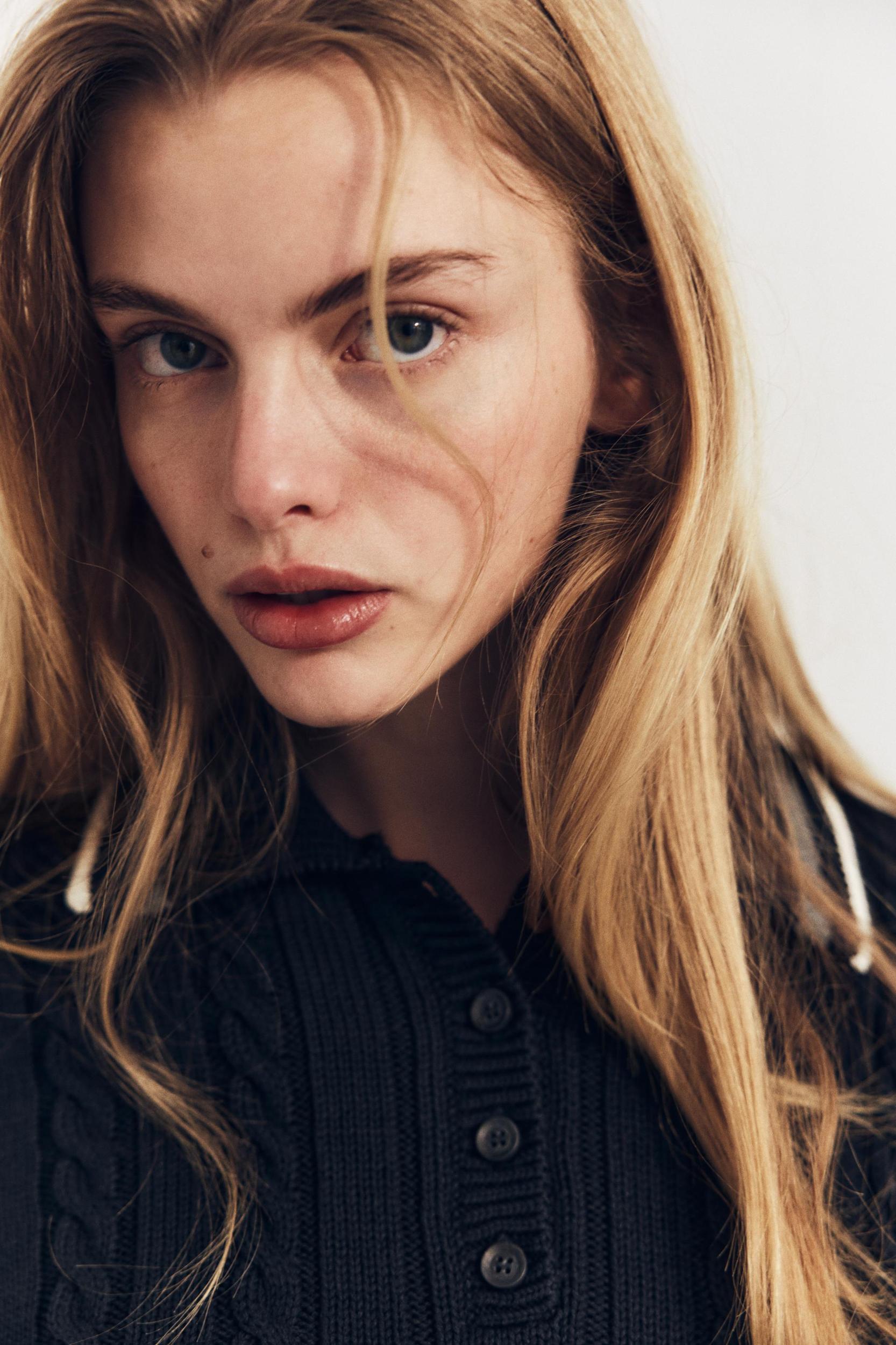 PIPING KNIT POLO SWEATER Product Image