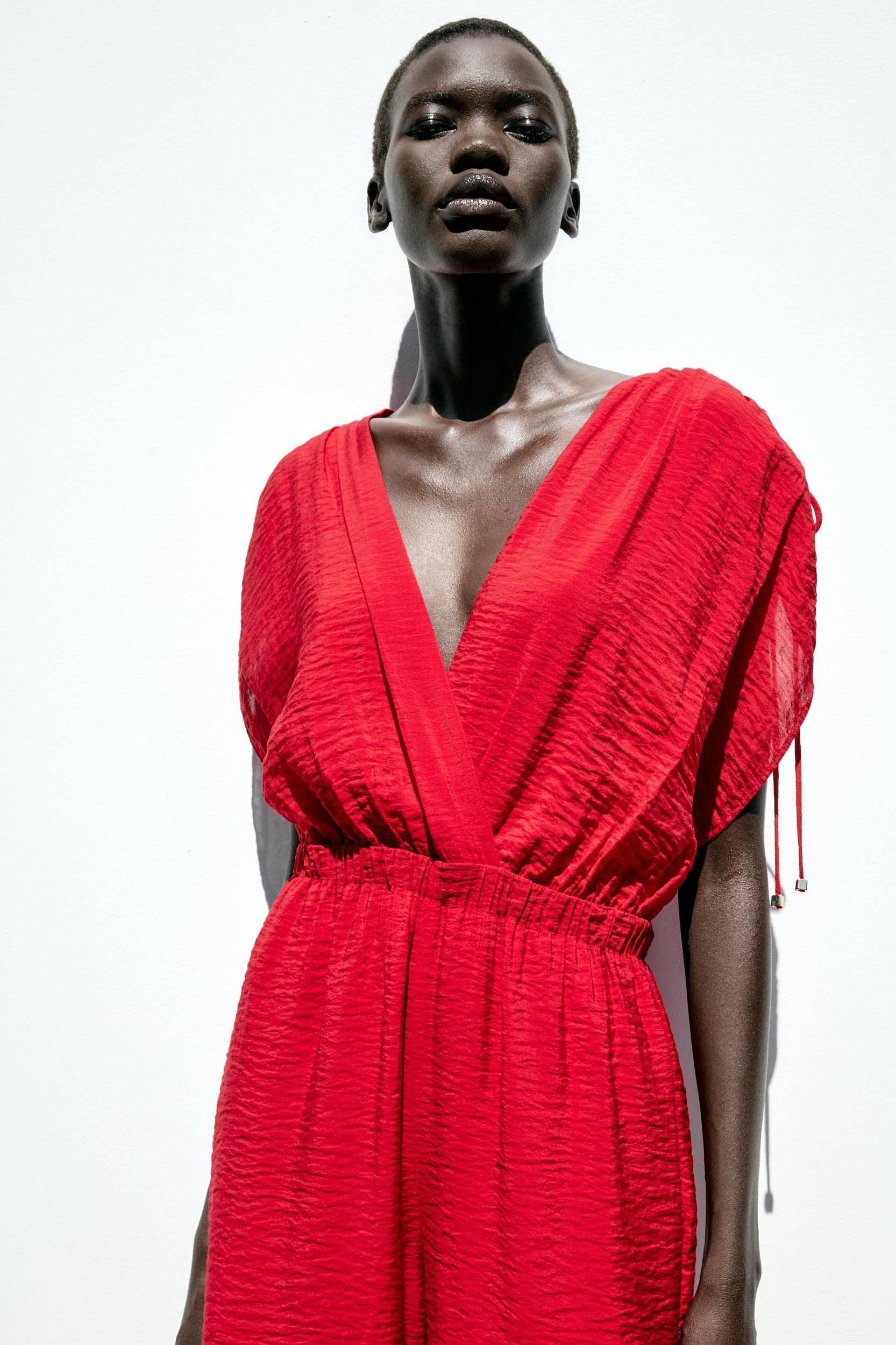 WIDE V-NECK JUMPSUIT Product Image