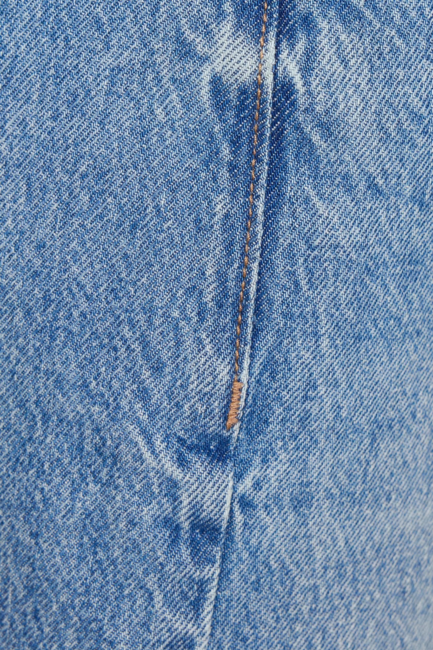 Slouchy Jeans Product Image