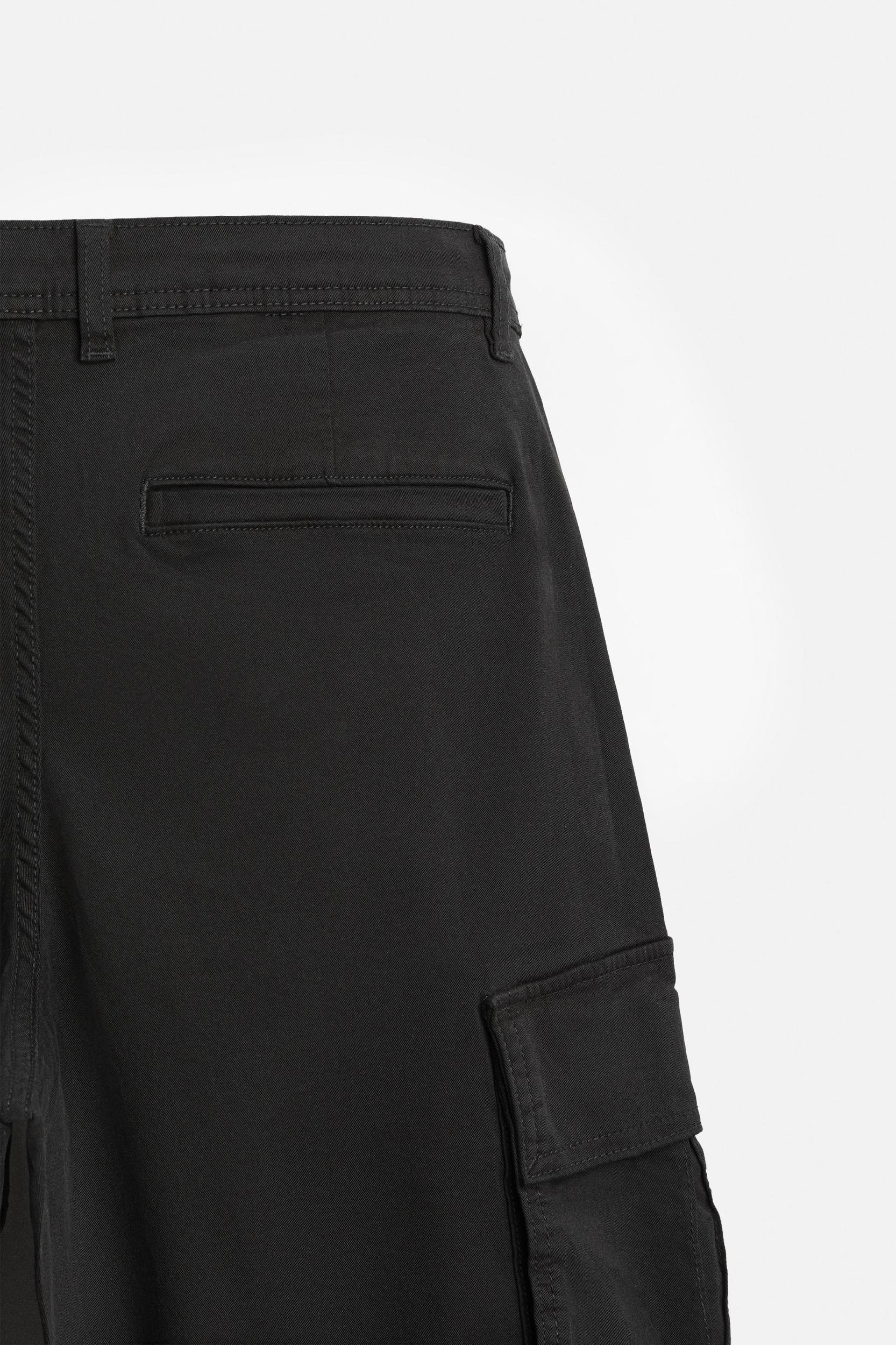 RELAXED FIT CARGO PANTS Product Image