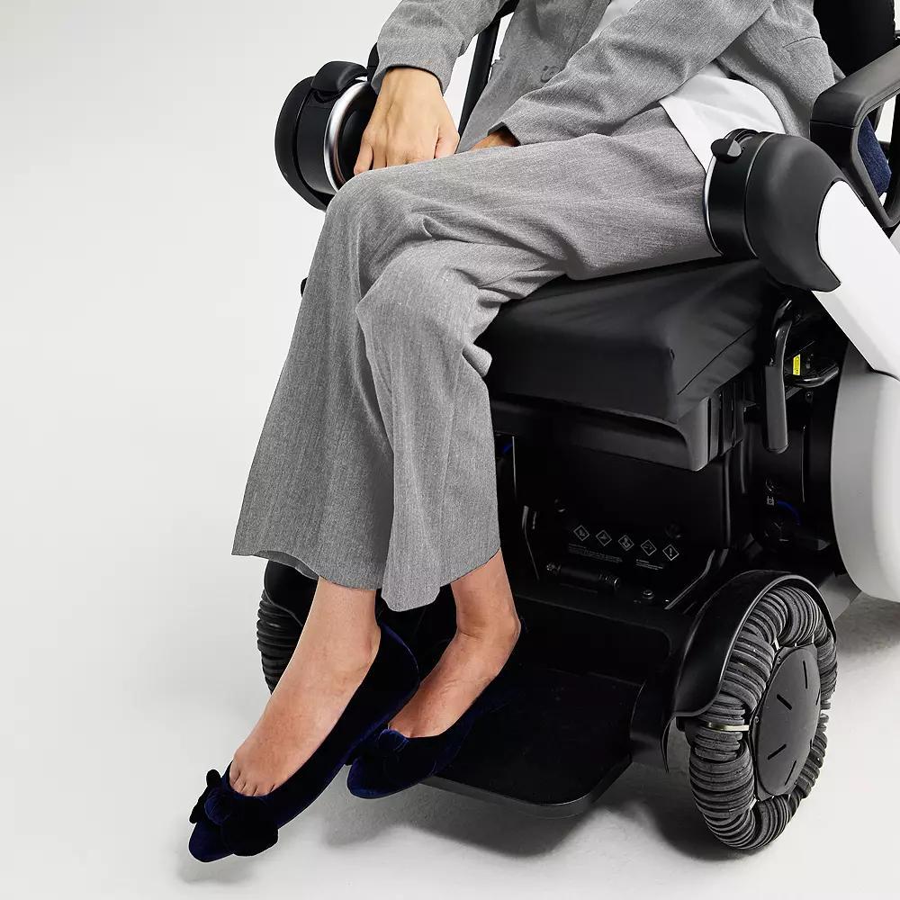 Women's Nine West Adaptive Barely Boot Pants,  Product Image