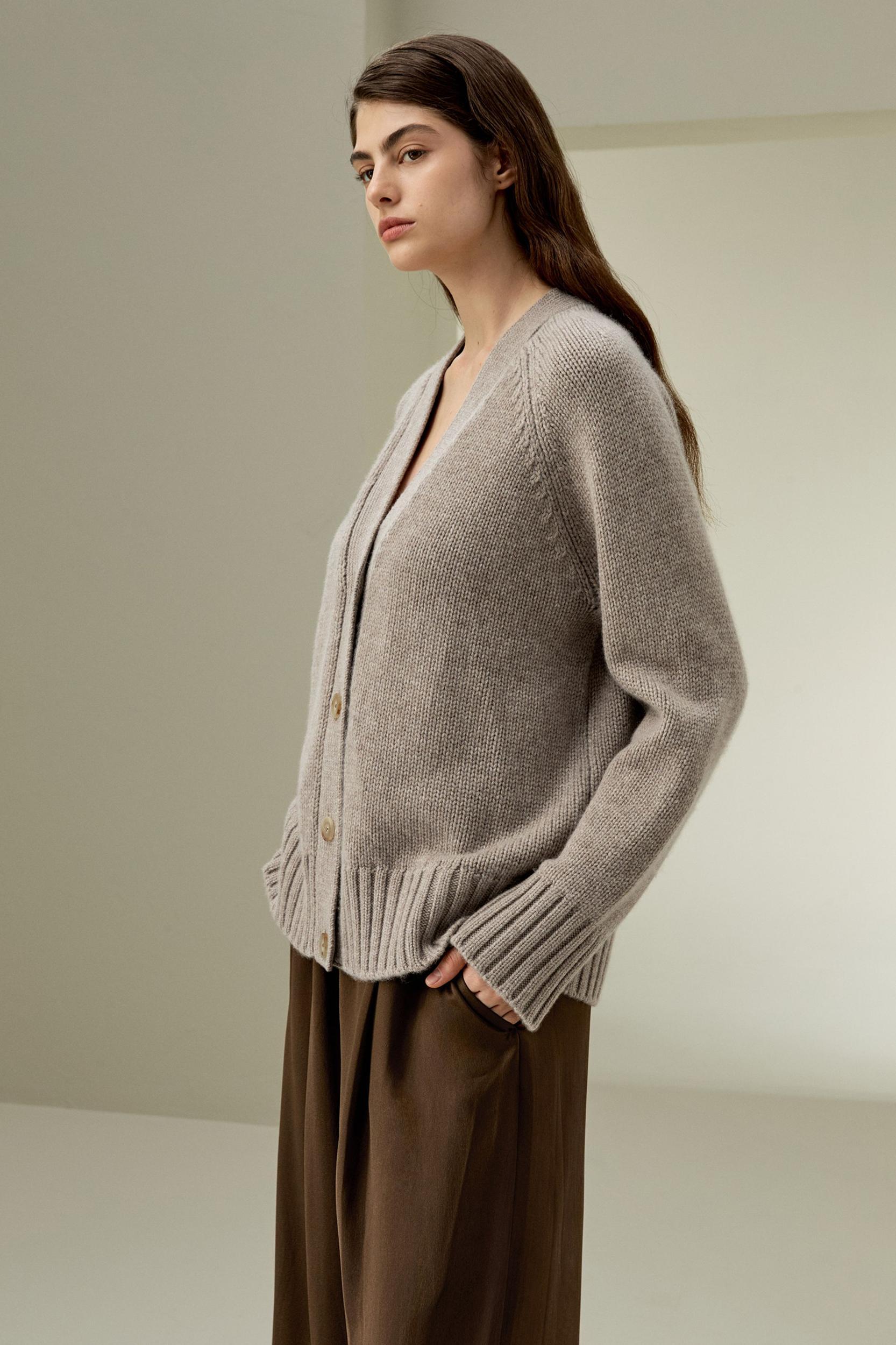 Chunky Knit Wool Cashmere Blend Cardigan Product Image