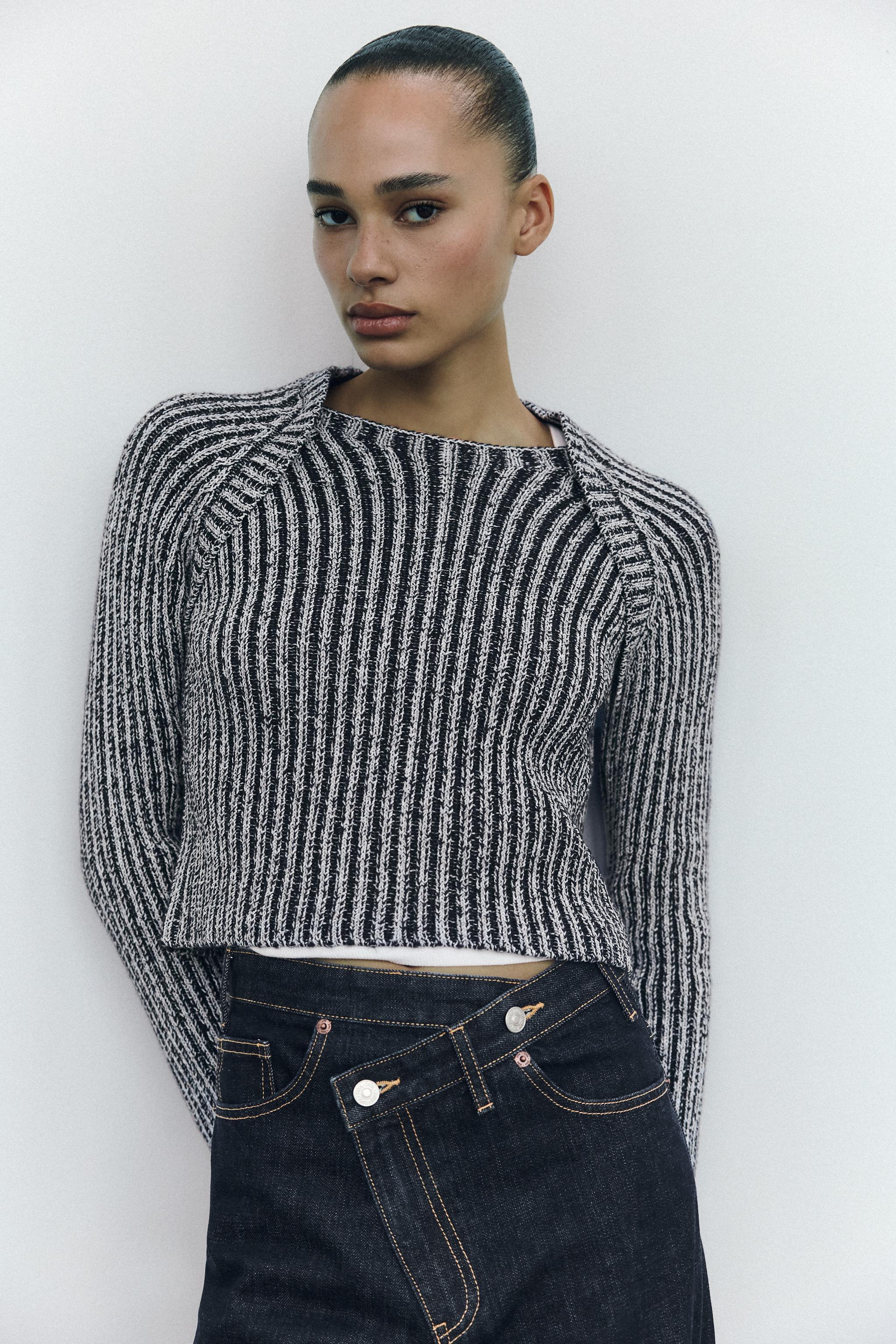 CROP RIBBED KNIT SWEATER Product Image