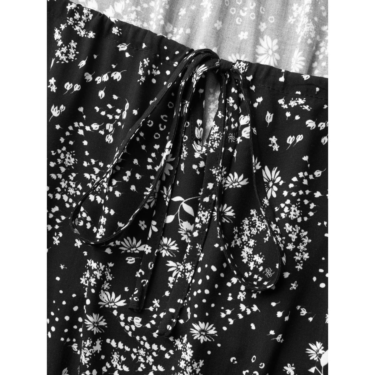 Plus Size Floral Neck Drawstring Flared Sleeve Midi Dress Black Women Square Neck Short sleeve Curvy BloomChic 18-20/2X Product Image