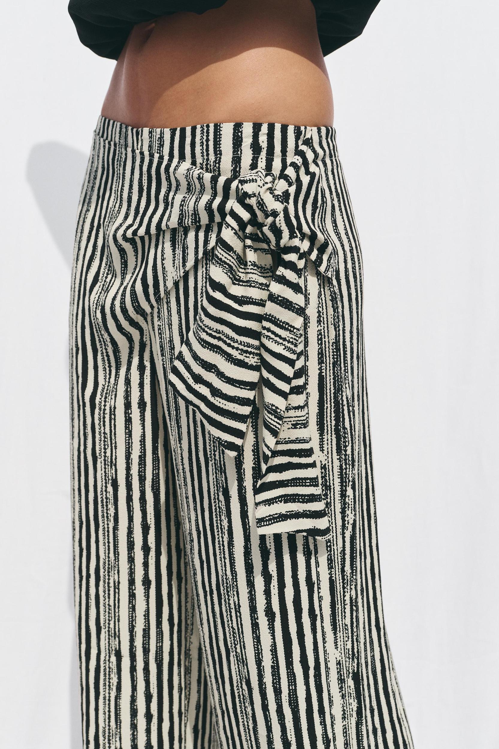 STRIPED WIDE LEG WRAP PANTS Product Image