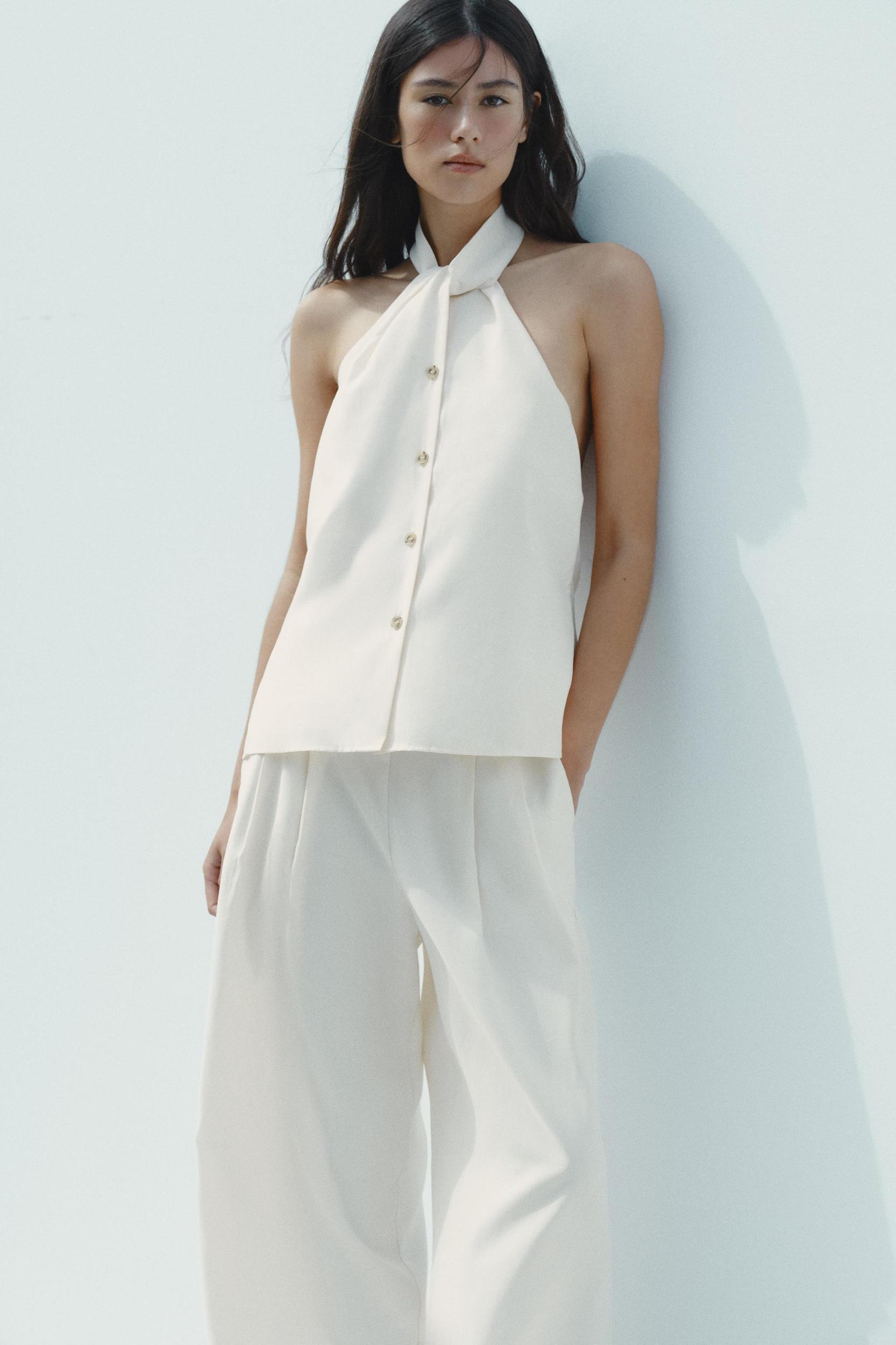 HALTER VEST TOP Product Image