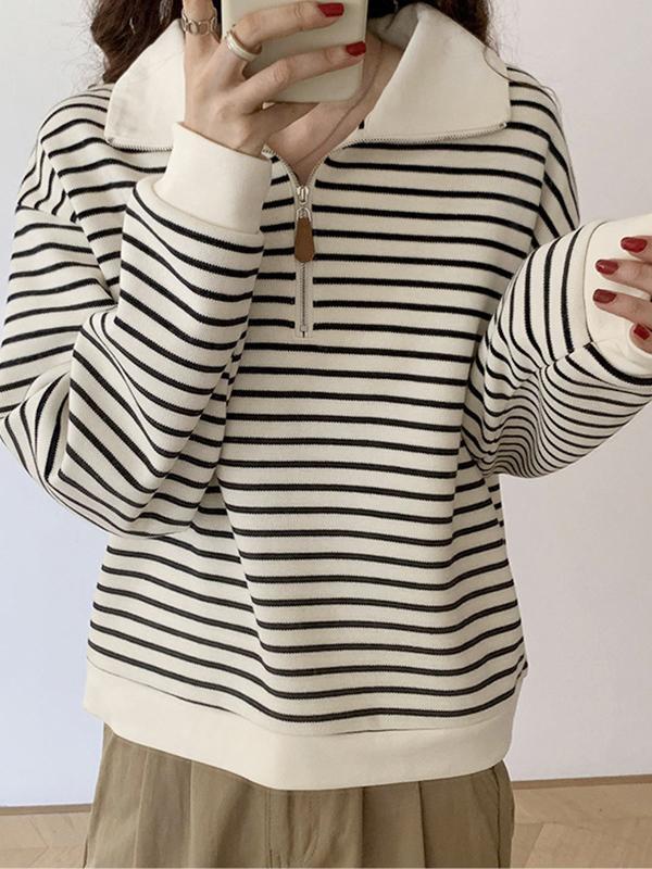 Vintage Striped Print Half Zip Sweatshirt Product Image