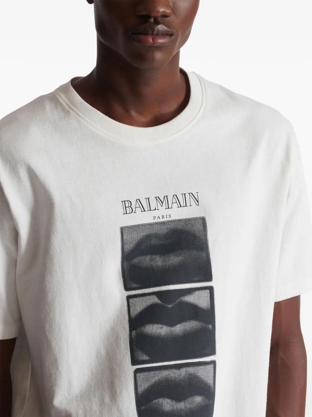 vintage print t-shirt  Product Image