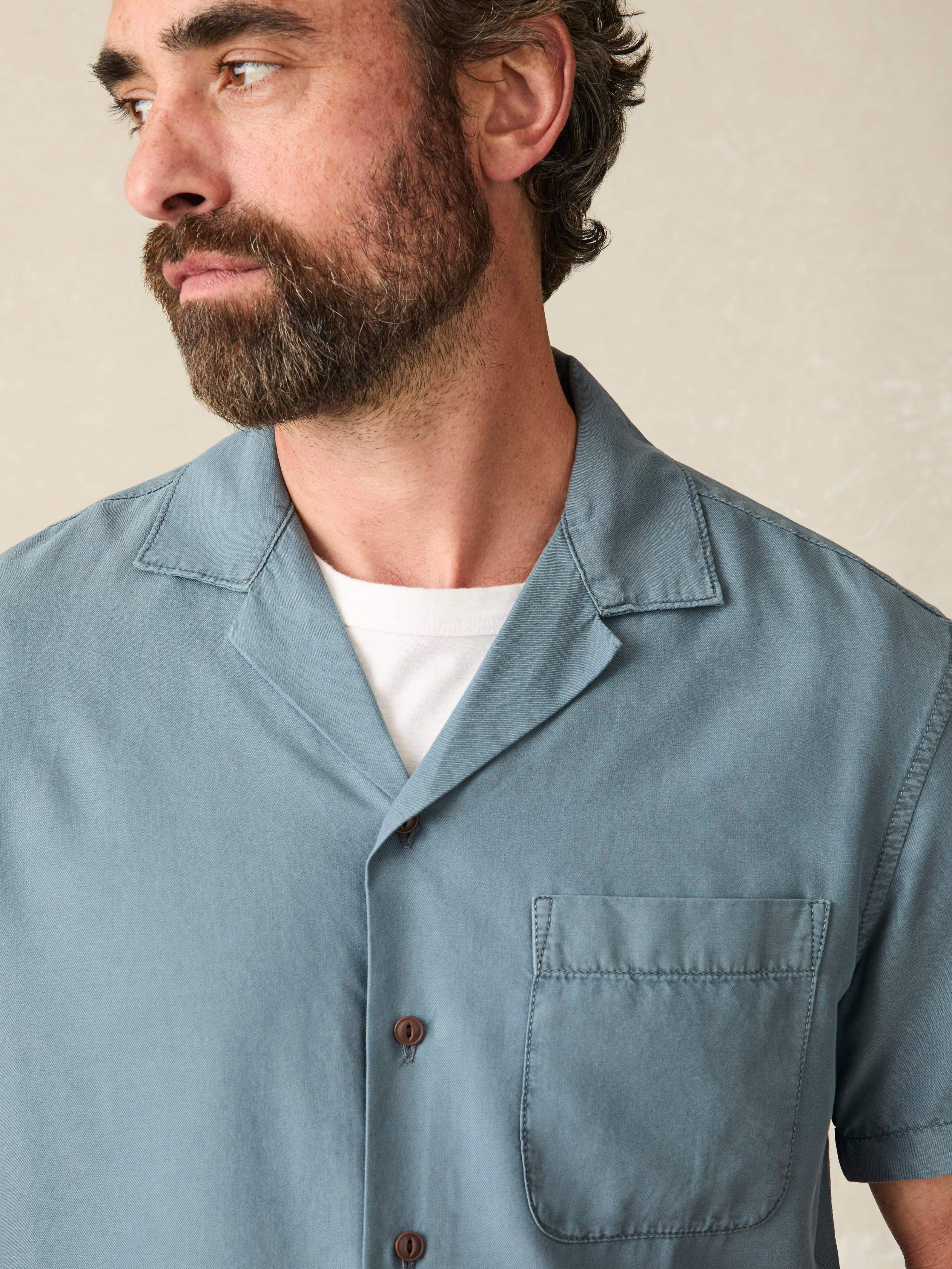 Short-Sleeve Getaway Camp Shirt - Blue Waters Male Product Image