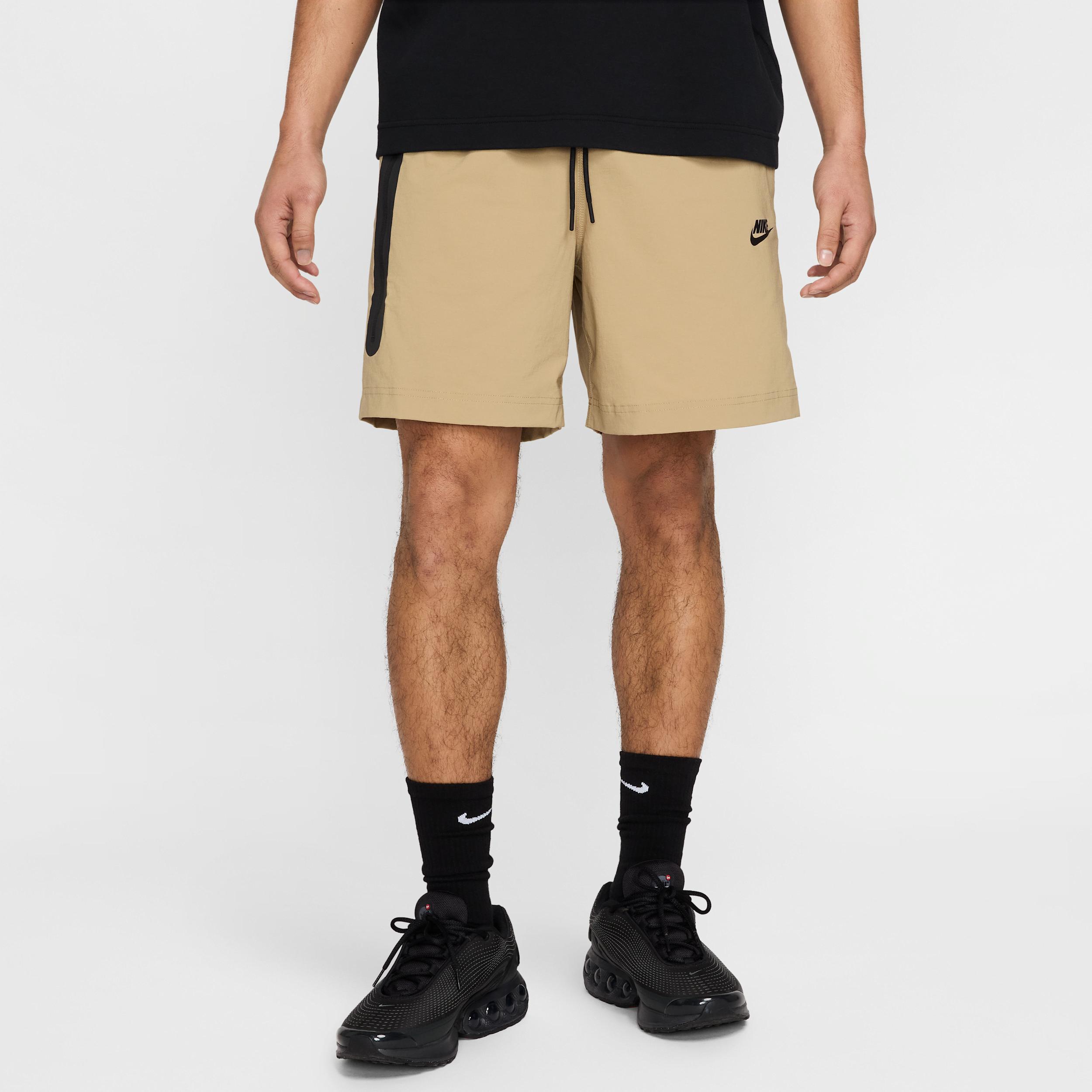 Nike Men's Tech Woven Shorts Product Image