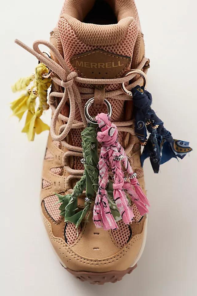 Bandana Strands Shoe Charm Set Product Image