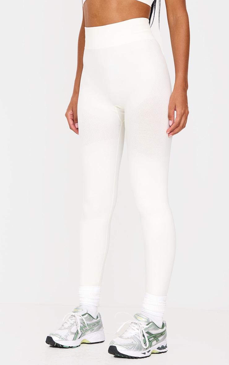 Butter Cream Seamless Leggings Product Image