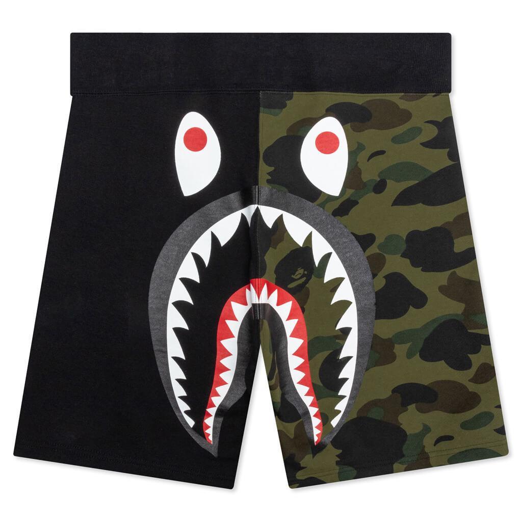 1st Camo Back Shark Sweat Shorts - Green Male Product Image