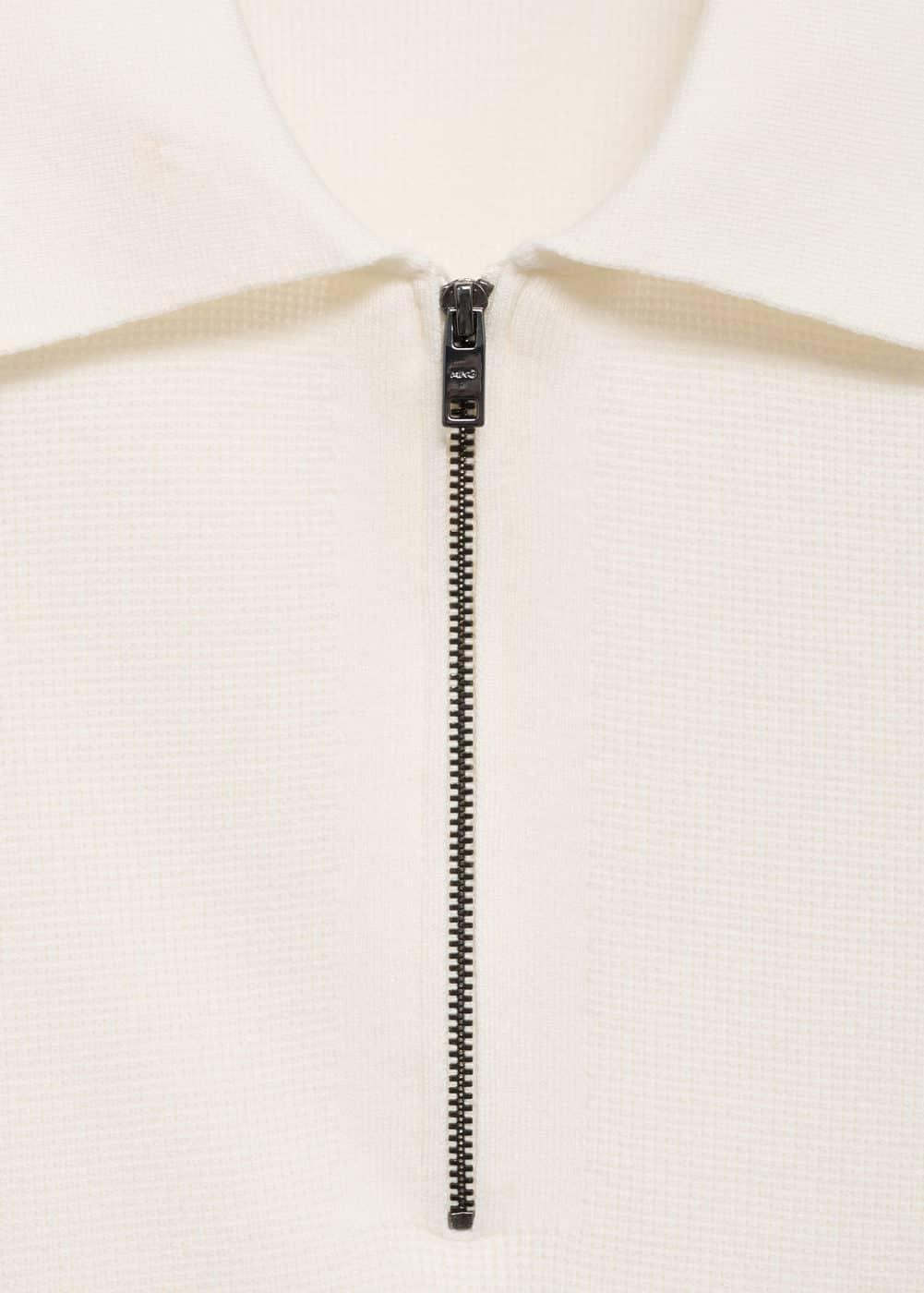 Knitted polo shirt with zip - Men | MANGO USA Product Image