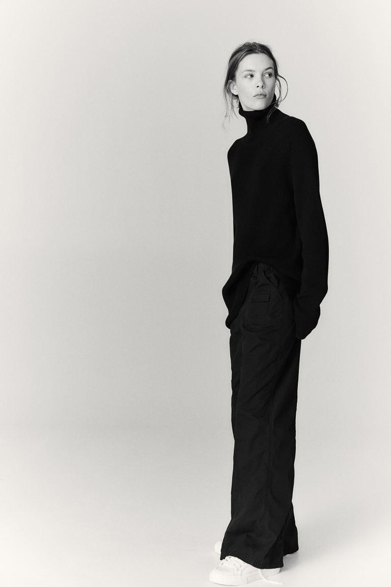 Canvas Cargo Pants Product Image