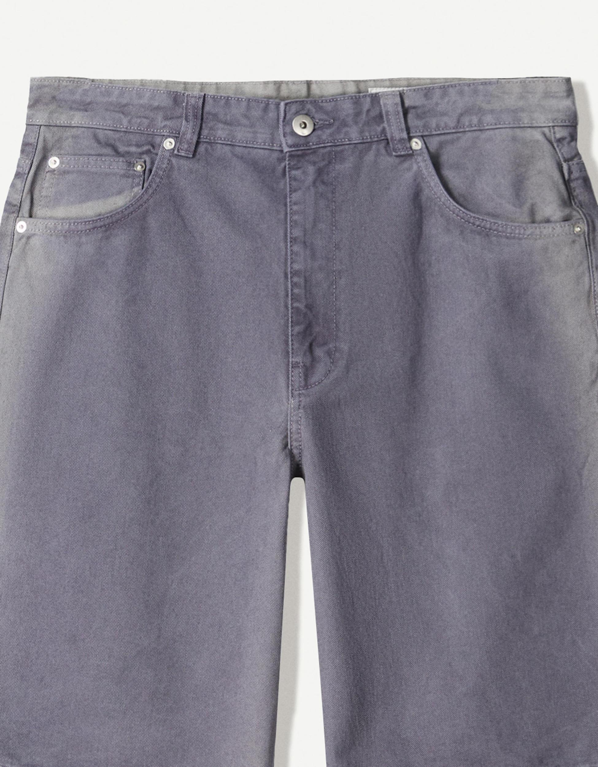 Skater Bermuda shorts Product Image