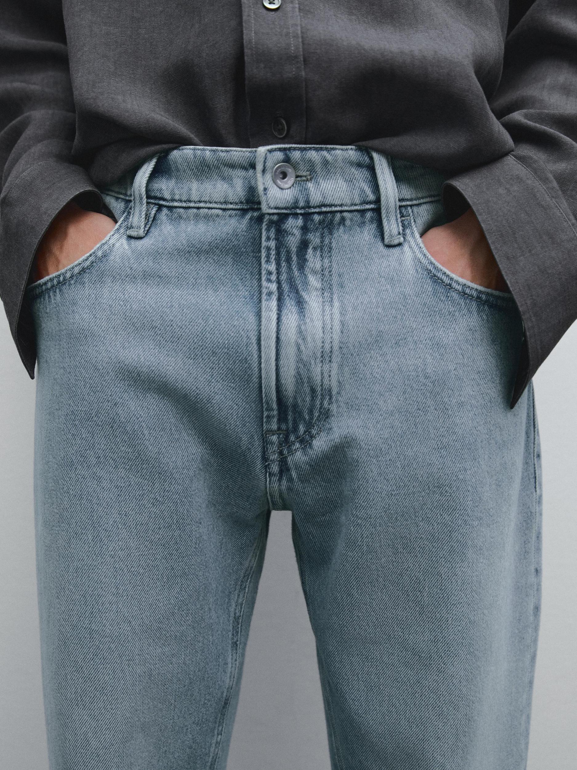 Tapered fit jeans Product Image