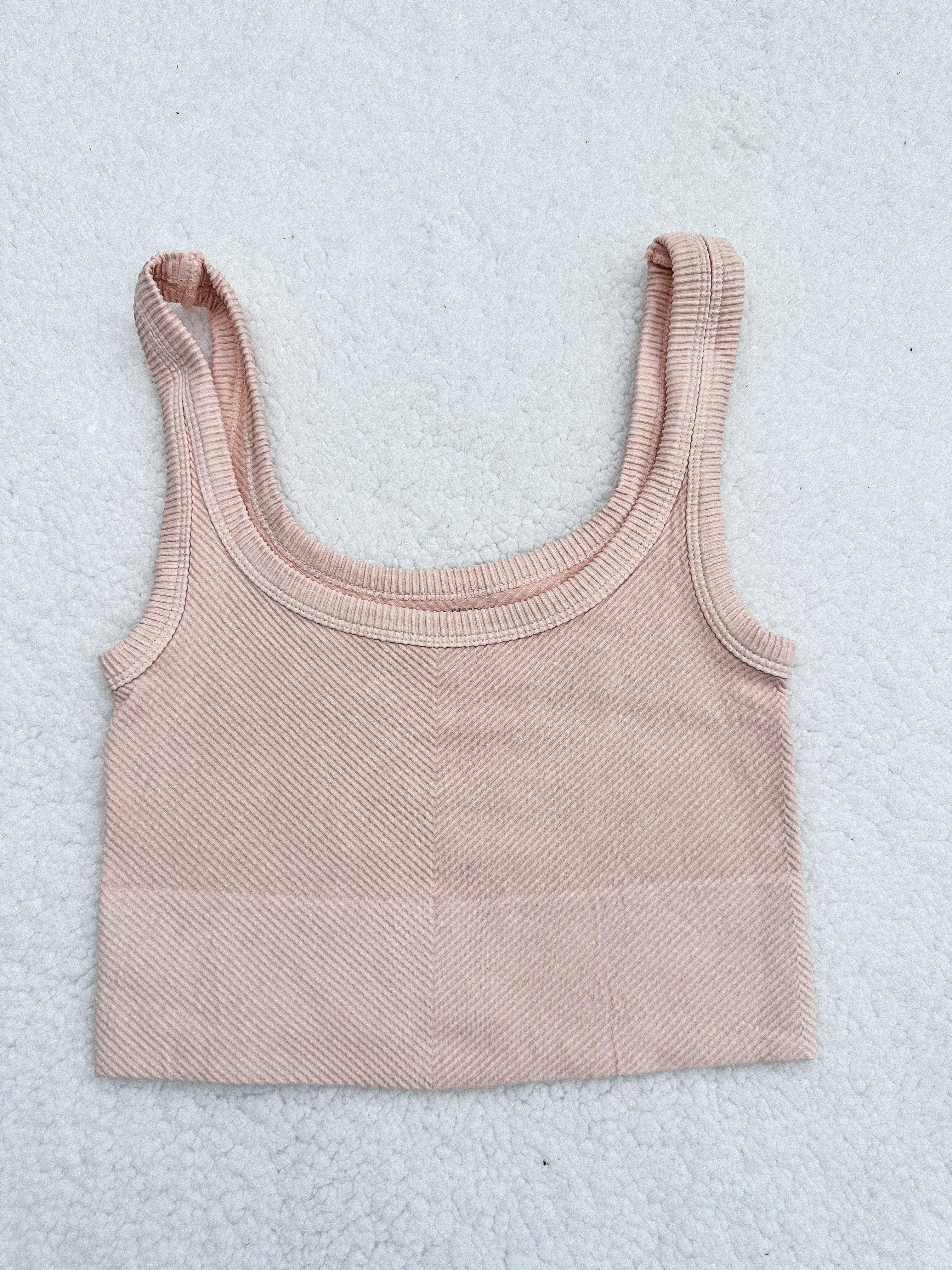 Viral Everyday Tanktop Product Image