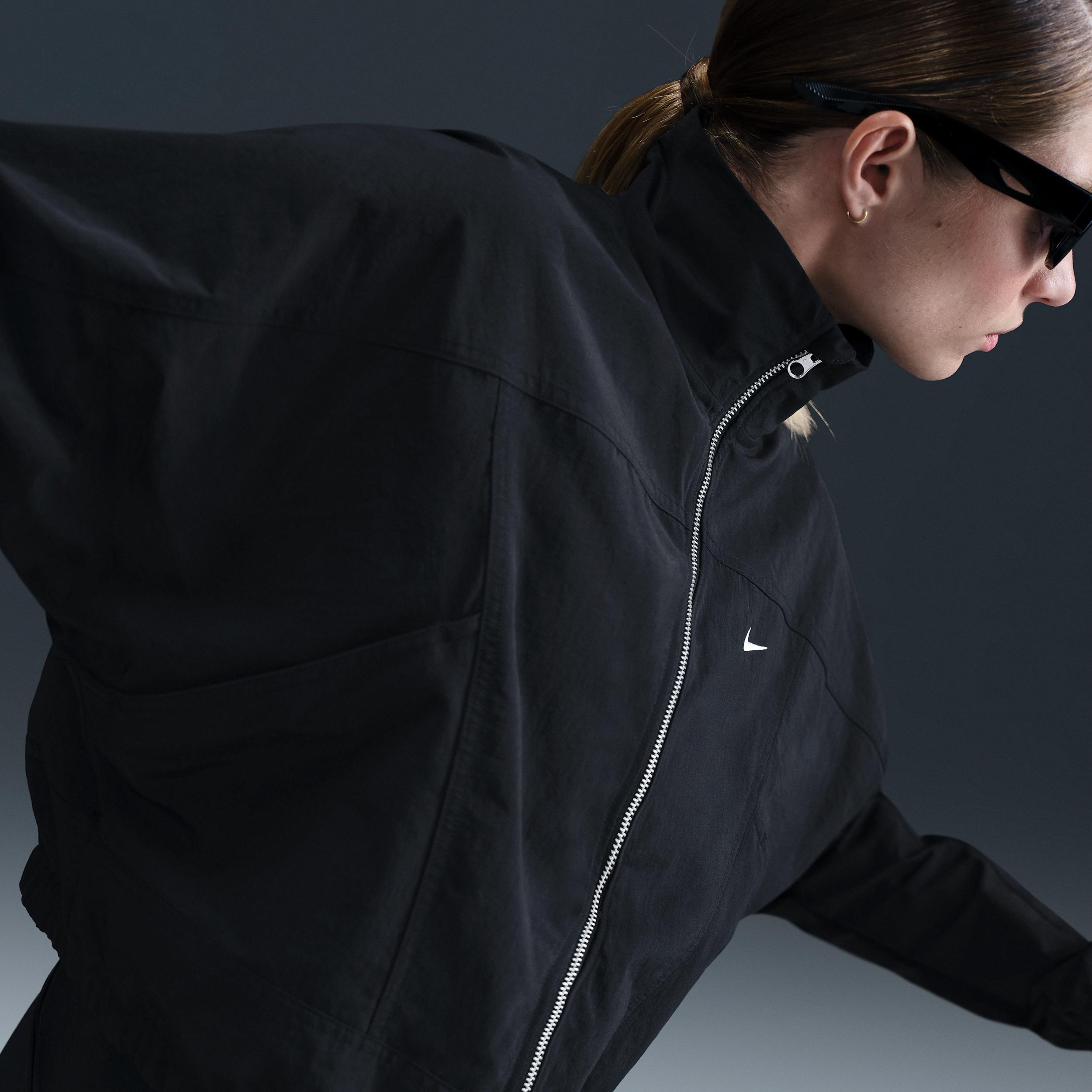 Women's Nike Sportswear Everything Wovens Oversized Repel UV Protection Jacket (Plus Size) Product Image