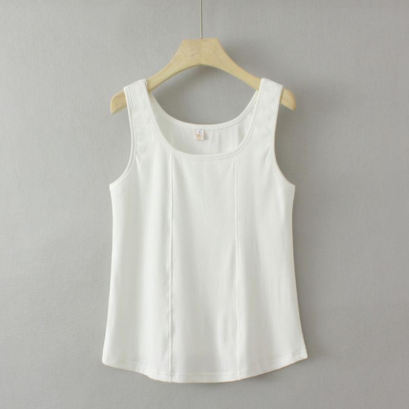 Plus Size Scoop Neck Tank Top Product Image