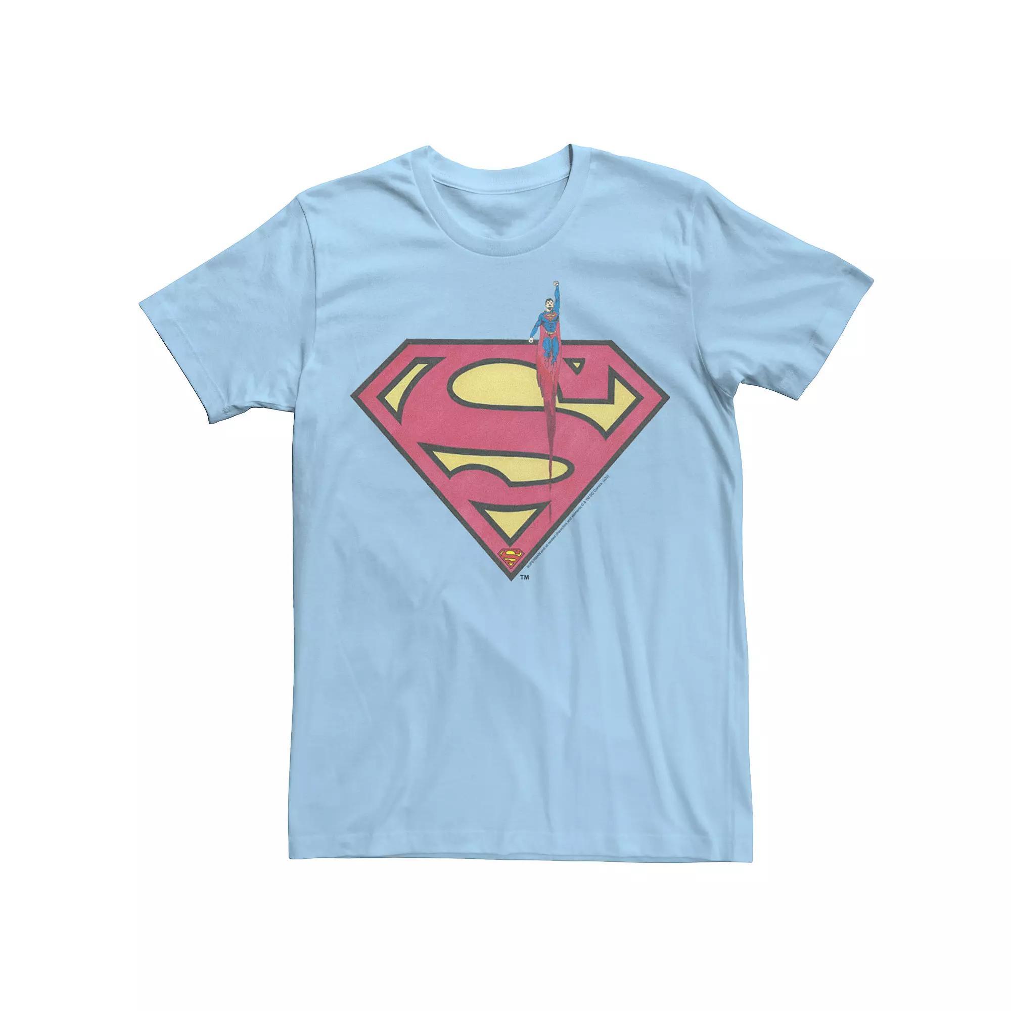 Men's DC Fandome Superman In Flight Logo Tee, Size: Small, Light Blue Product Image