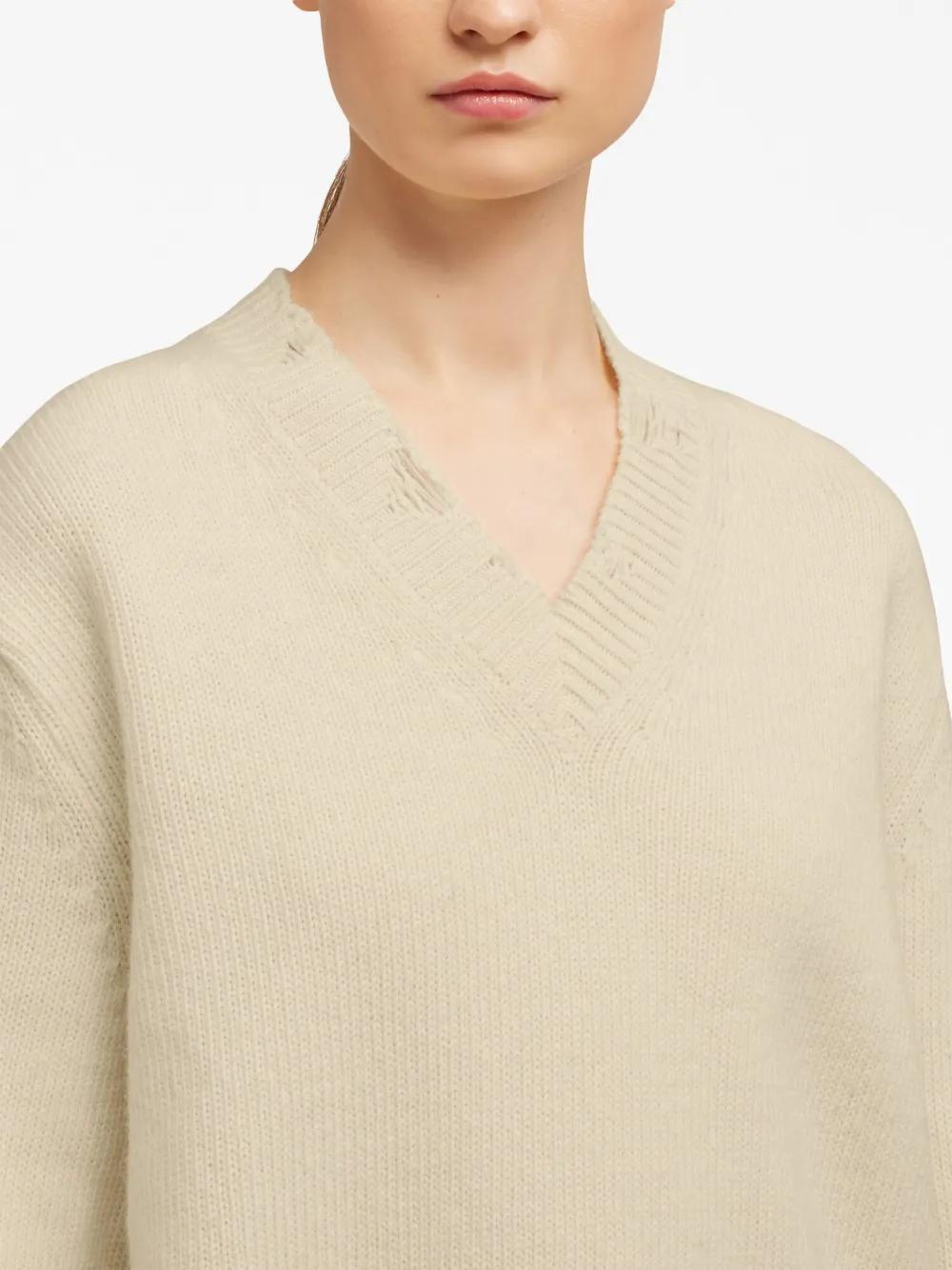 cut-out sweater Product Image