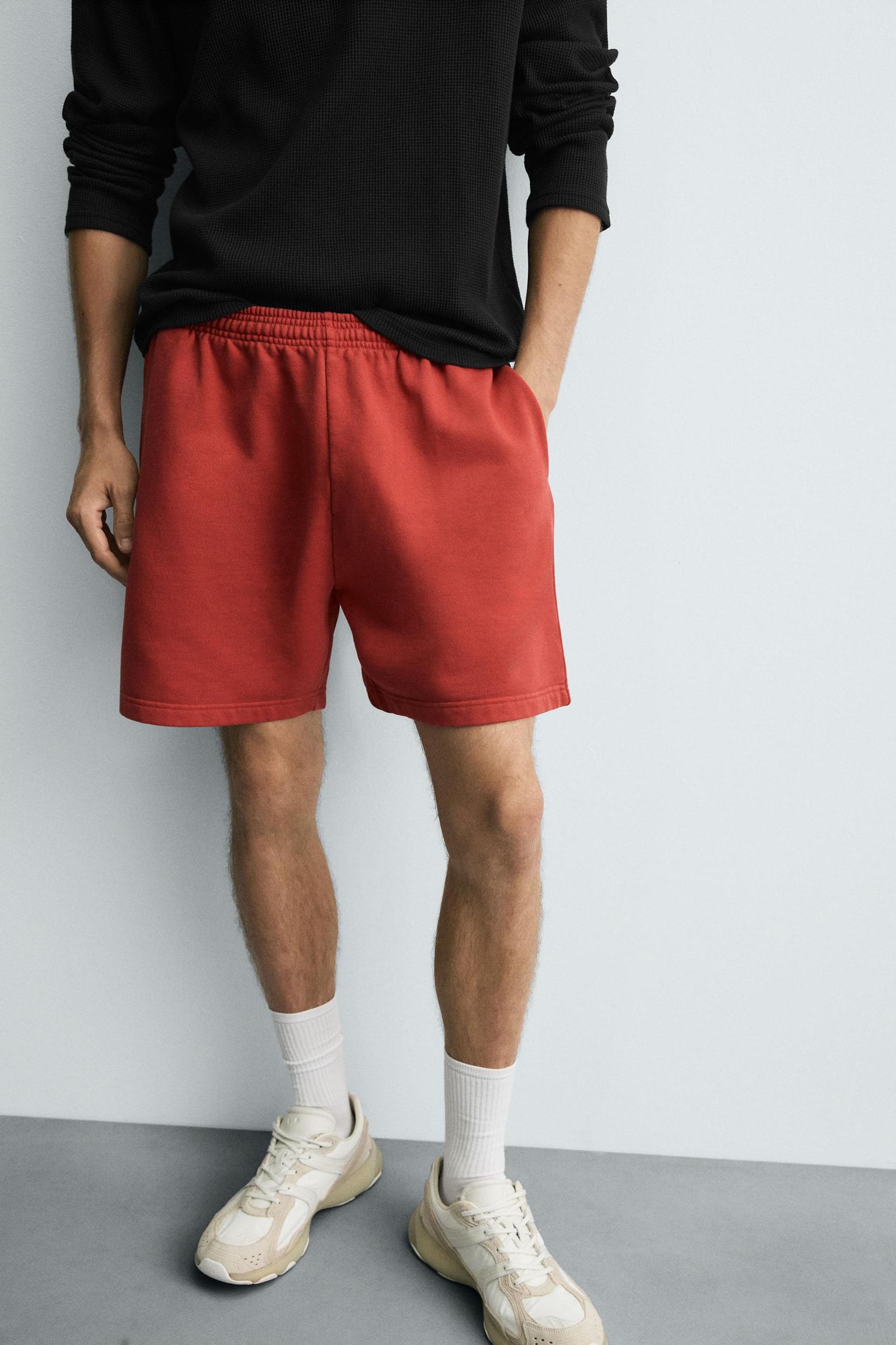 WASHED JOGGER SHORTS Product Image