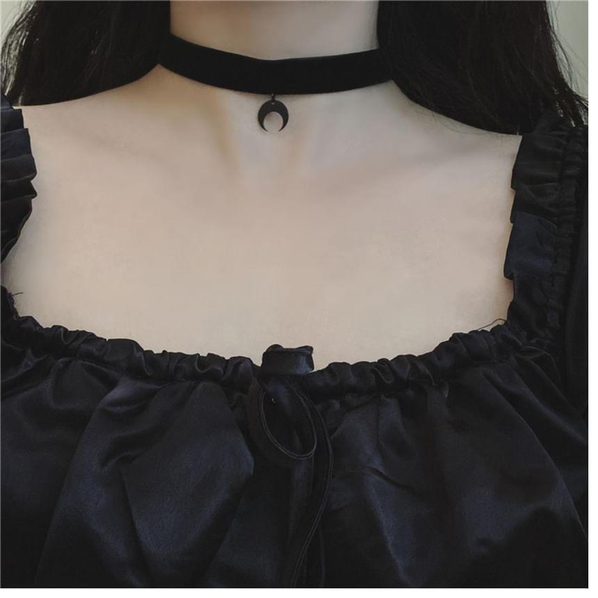 Crescent Choker Product Image