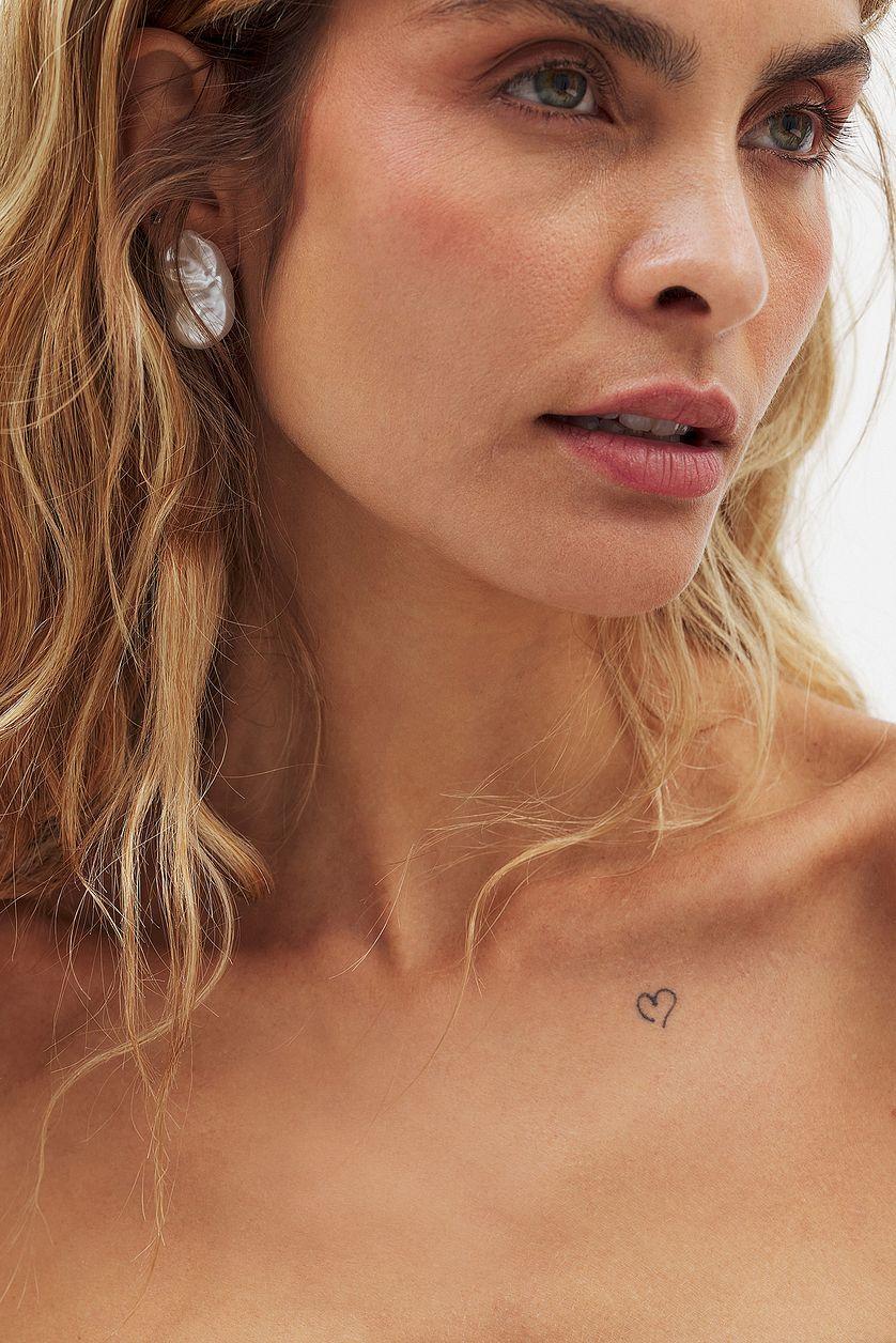 Pearl Earrings Product Image