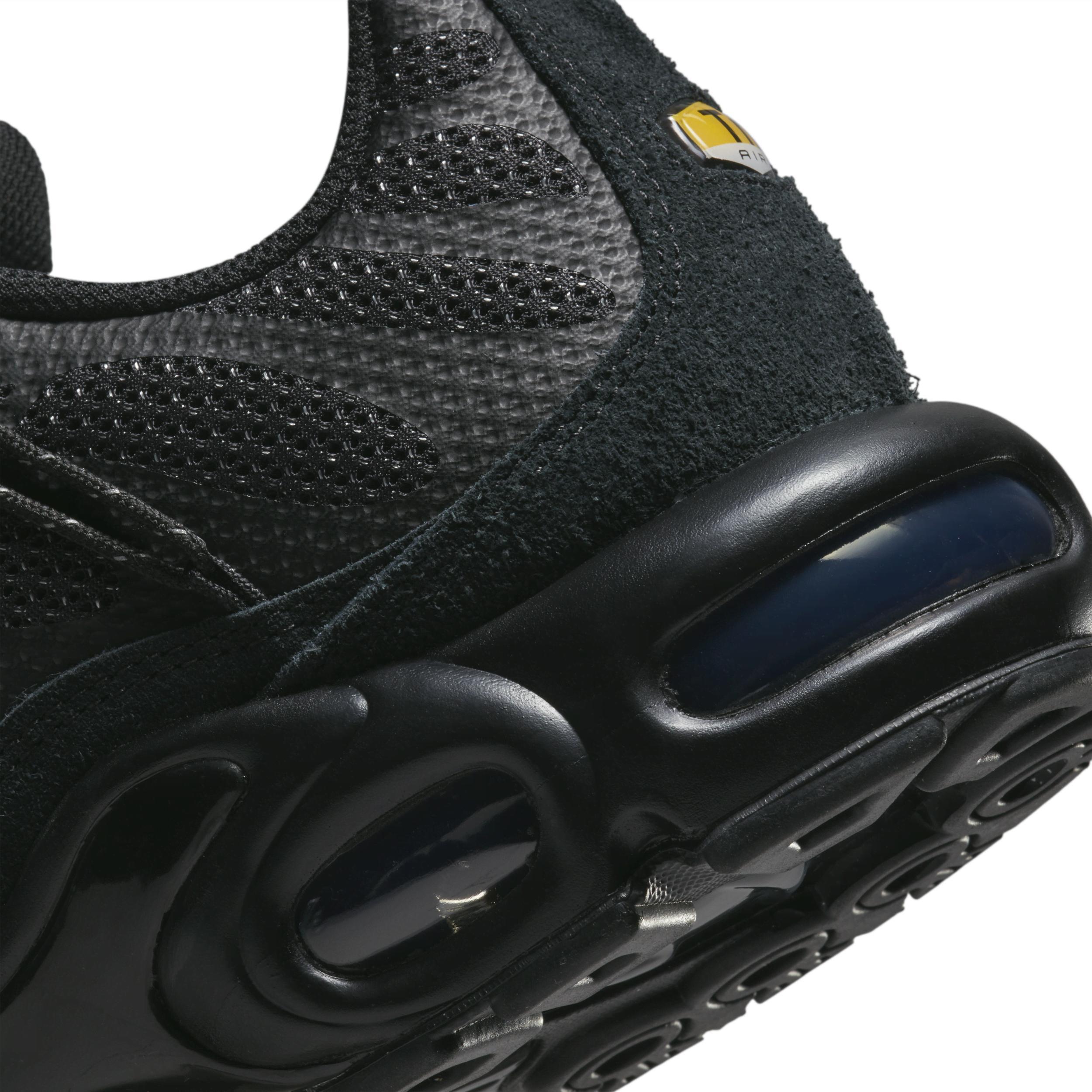 Nike Men's Air Max Plus Utility Shoes Product Image