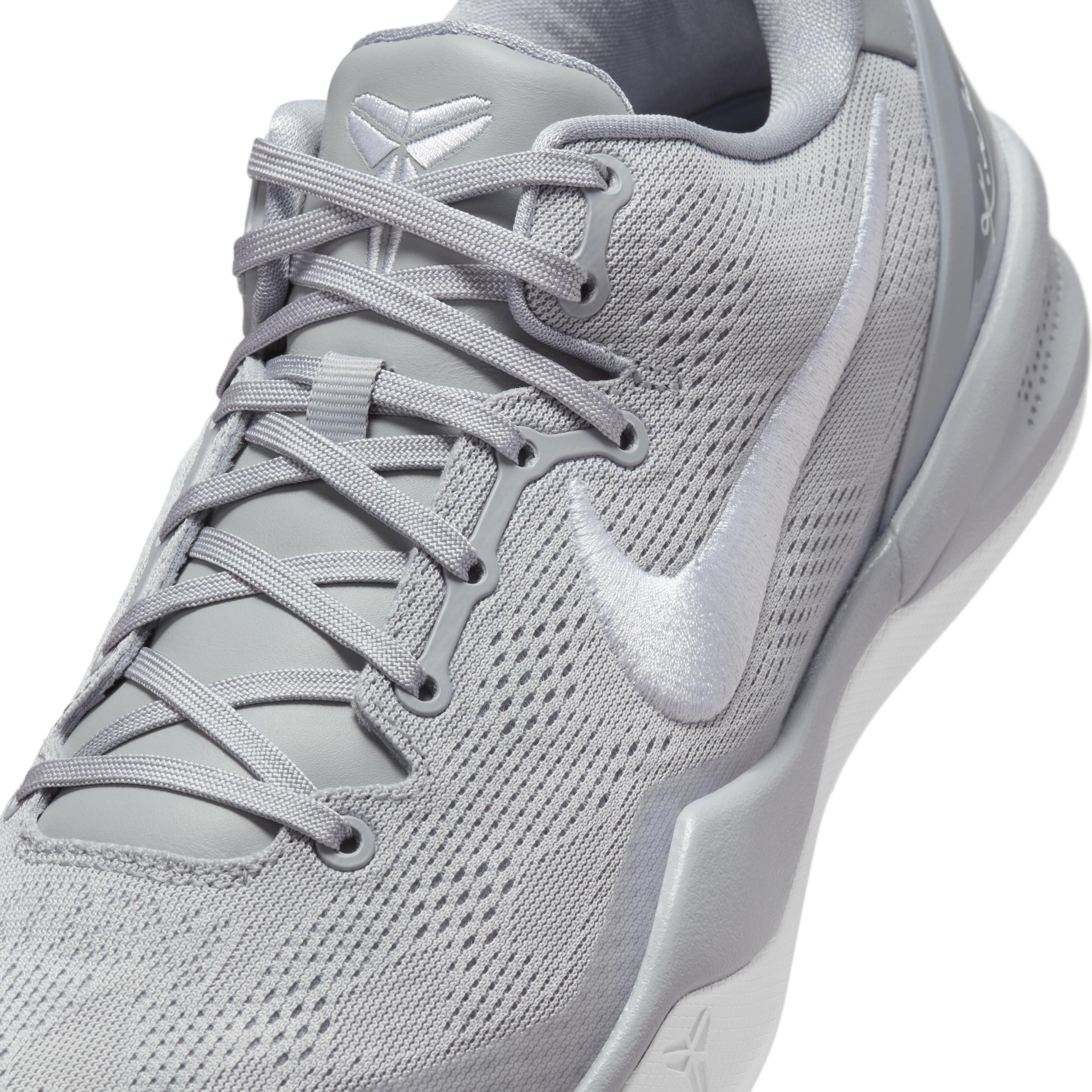 Nike Men's Kobe VIII Protro Basketball Shoes Product Image