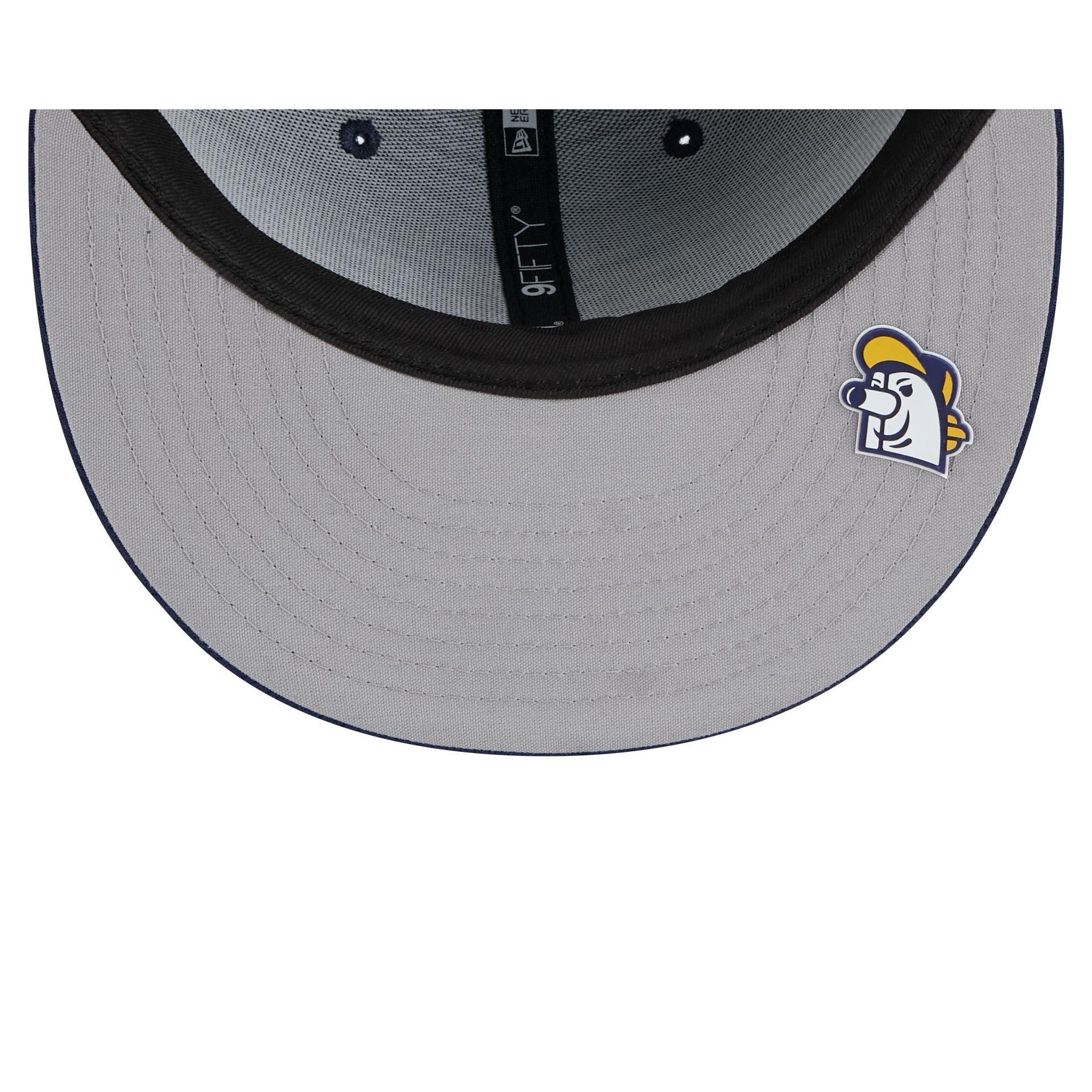 Cleveland Guardians Metallic Gold Logo 59FIFTY Fitted Hat Male Product Image