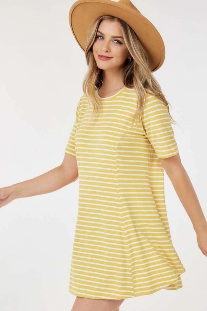 Short Sleeve Round Neck Stripe Tunic Top Product Image