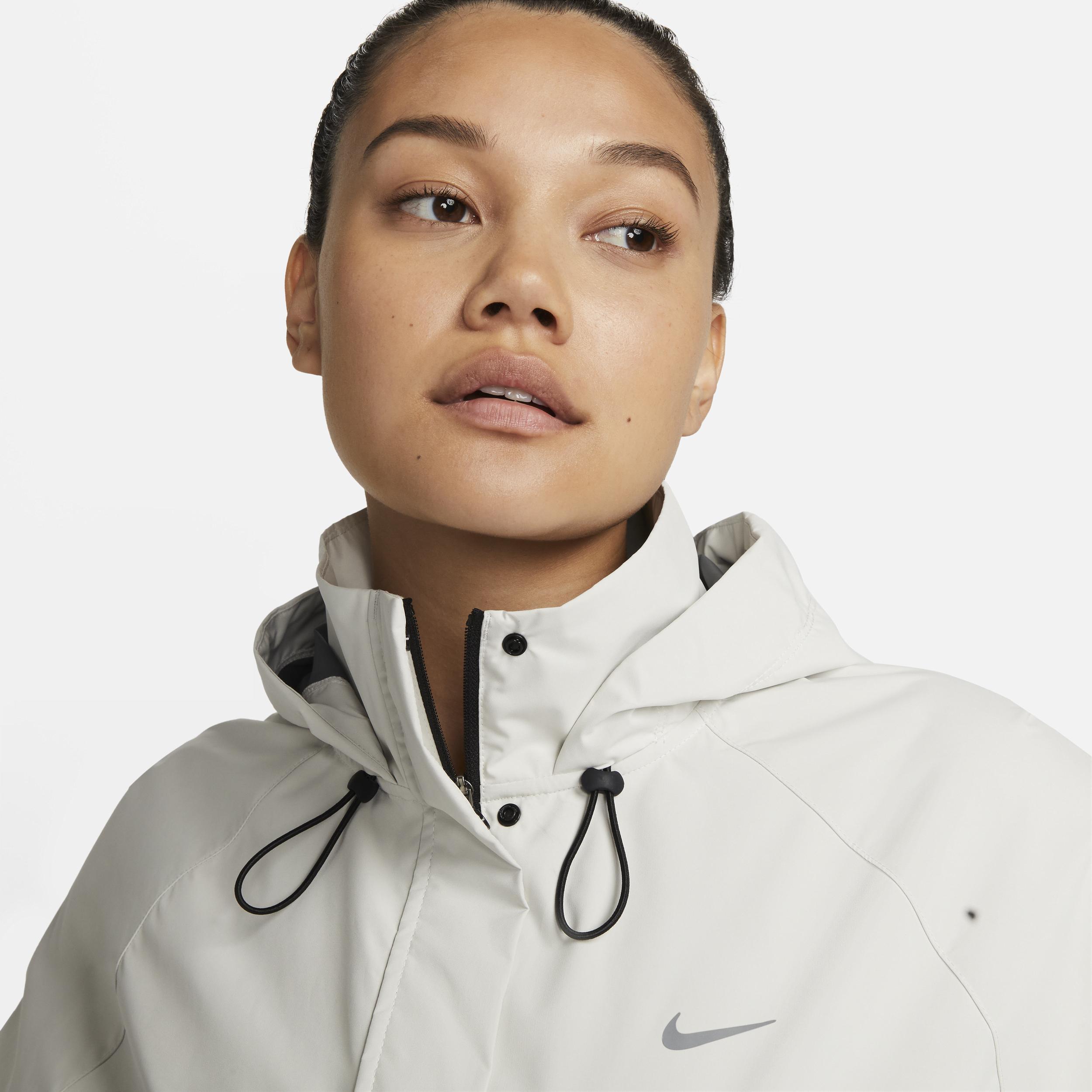 Nike Storm-FIT Swift Women's Running Jacket Product Image