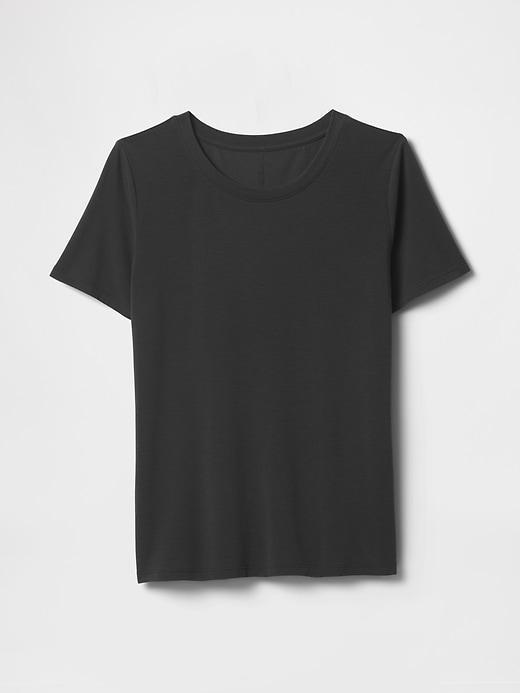 GapFit Breathe T-Shirt Product Image