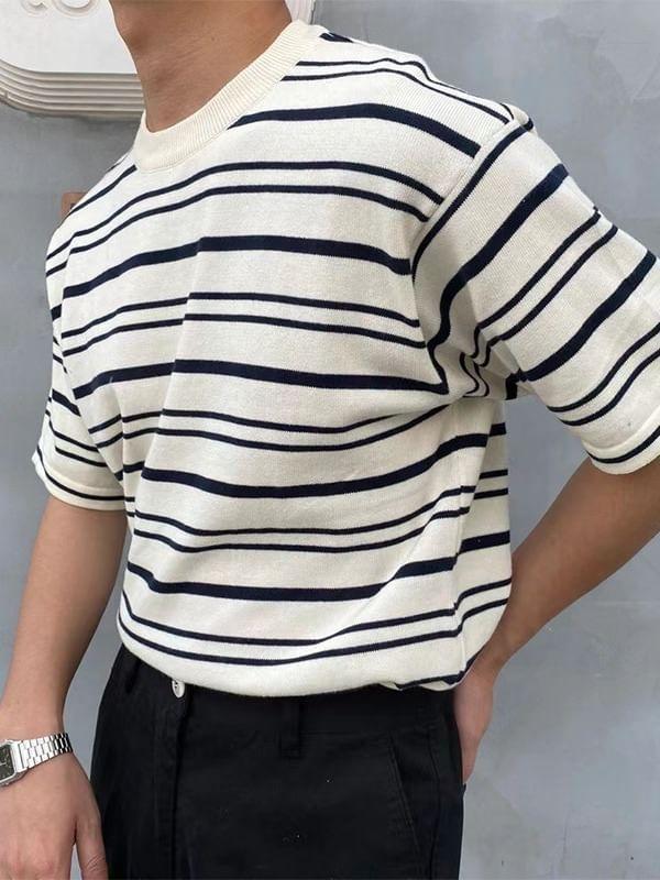Short-Sleeve Crew Neck Striped Knit Top Product Image
