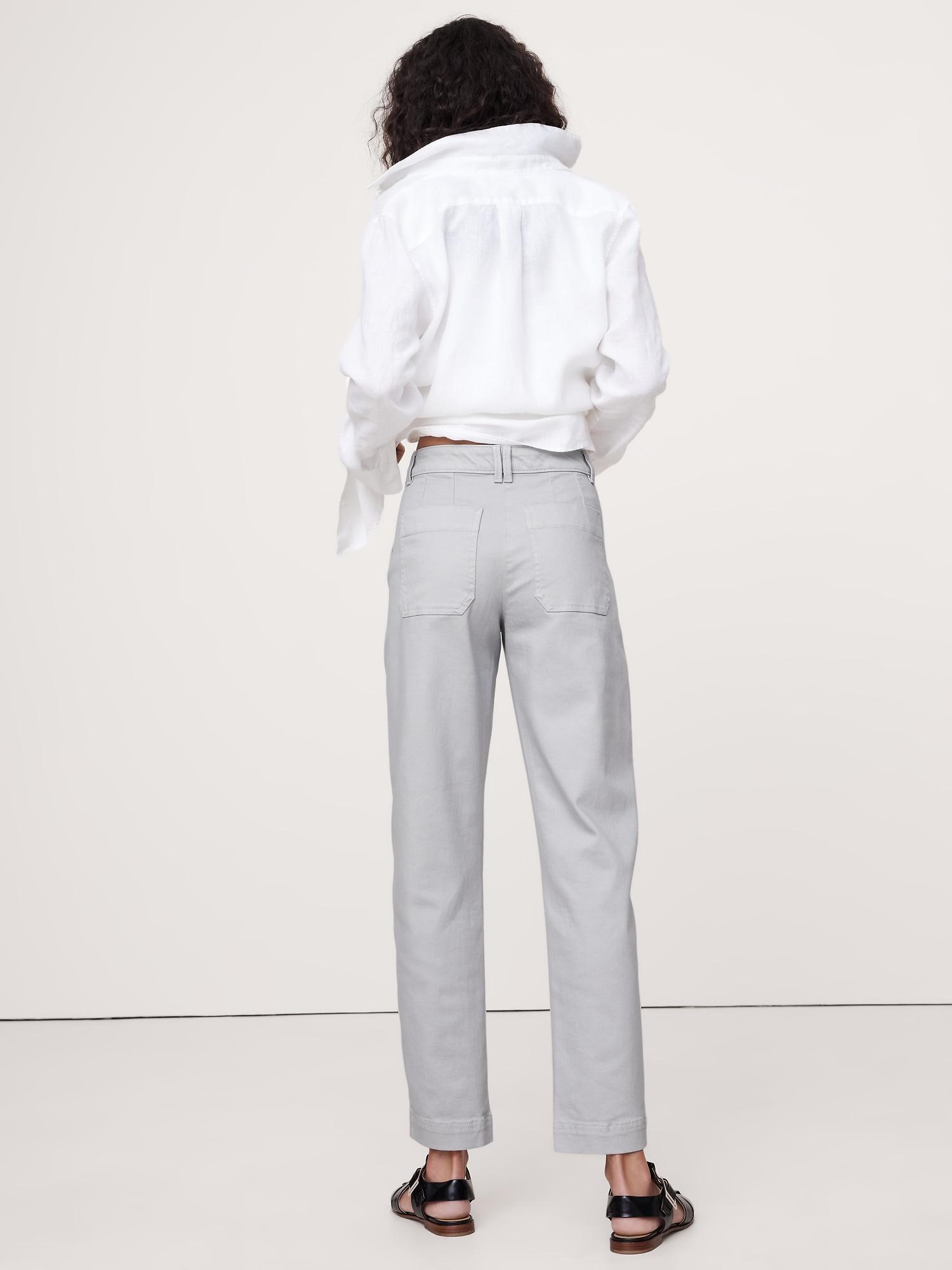 The Weekender Slim Barrel-Leg Pant Product Image