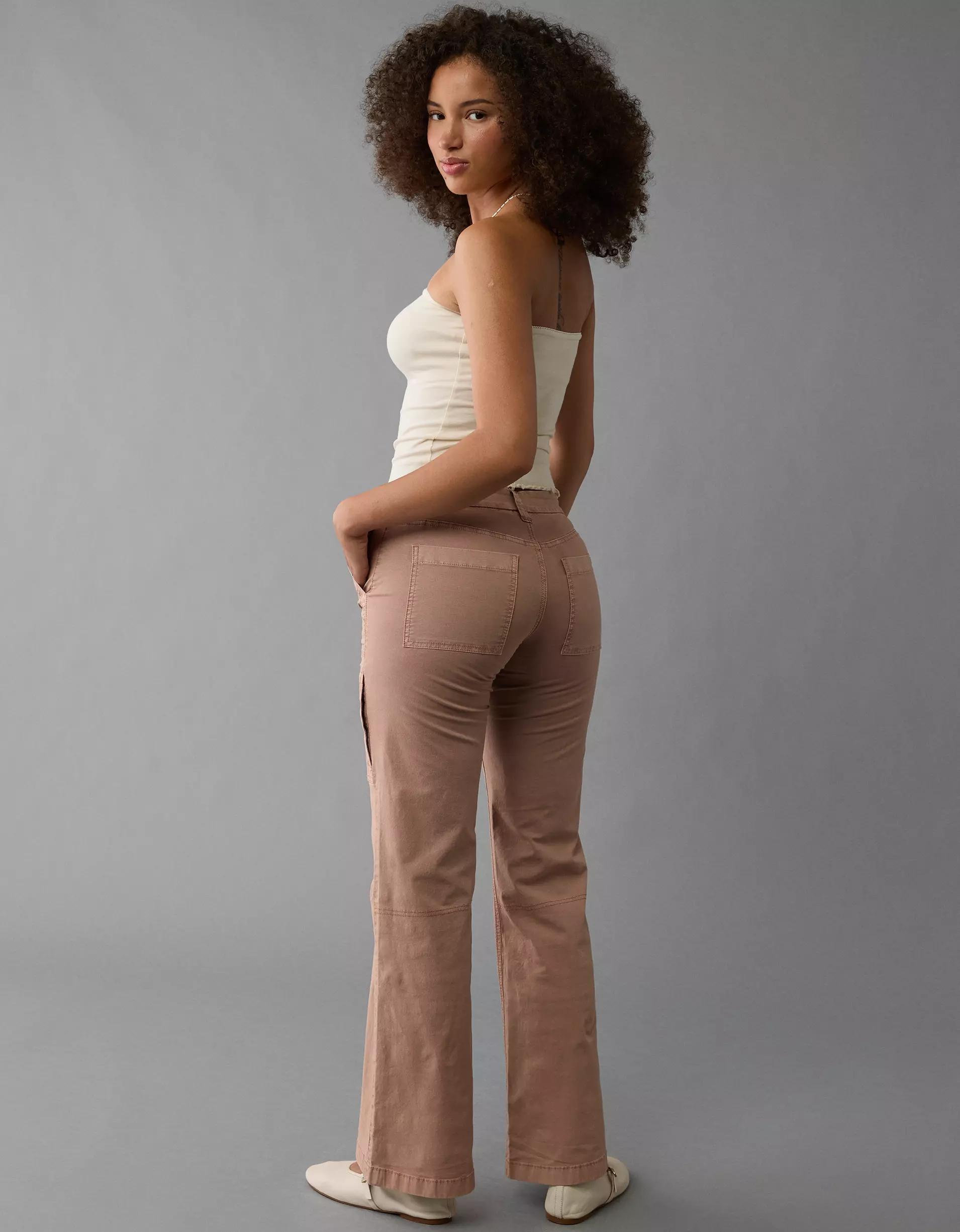 AE Snappy Stretch Curvy Low-Rise Baggy Flare Pant Product Image