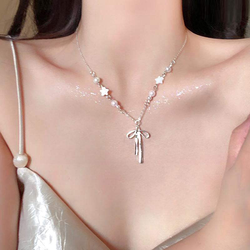 Bow Pendant Beaded Alloy Necklace Product Image