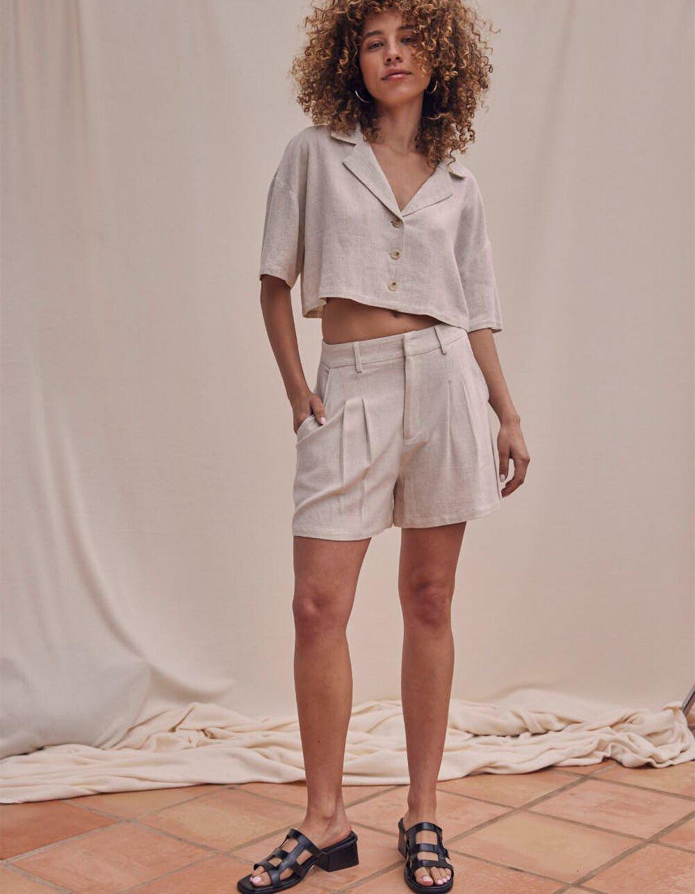 WEST OF MELROSE Womens Linen Shorts Product Image