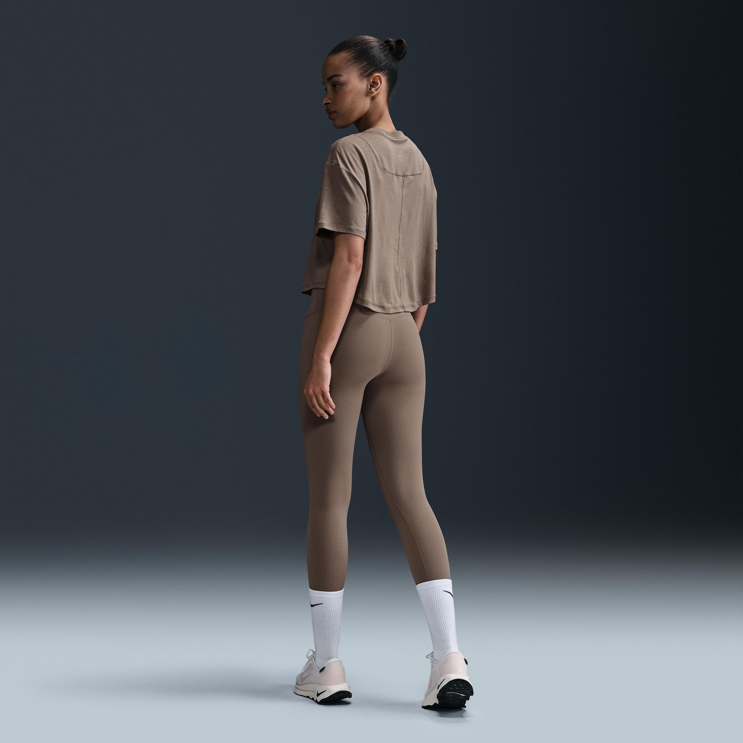 Nike One Relaxed Women's Dri-FIT Cropped Short-Sleeve Top Product Image