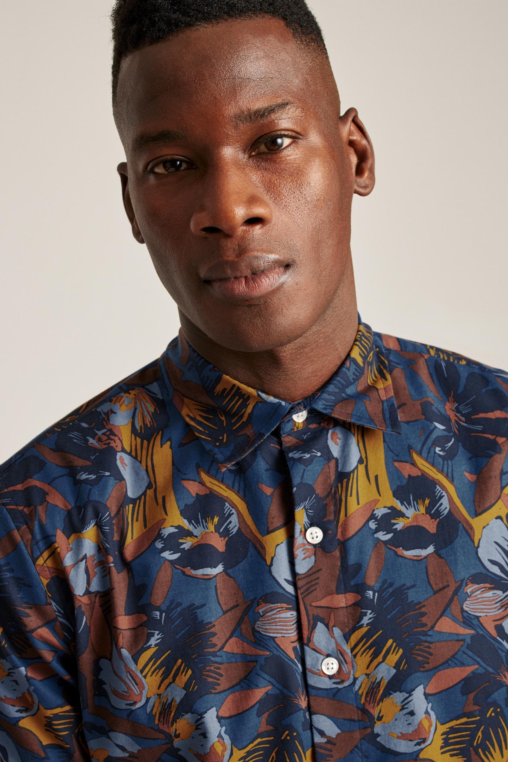 Riviera Short Sleeve Shirt Product Image