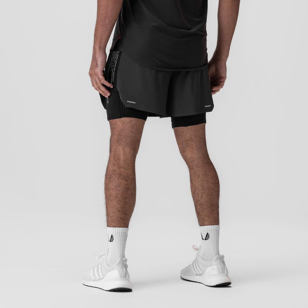 0953. Aerotex™ Hybrid Liner Short - Space Grey/Black Male Product Image