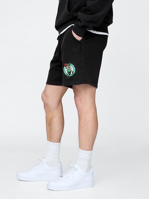 NBA Toronto Raptors Logo Heavyweight Sweat Shorts Product Image