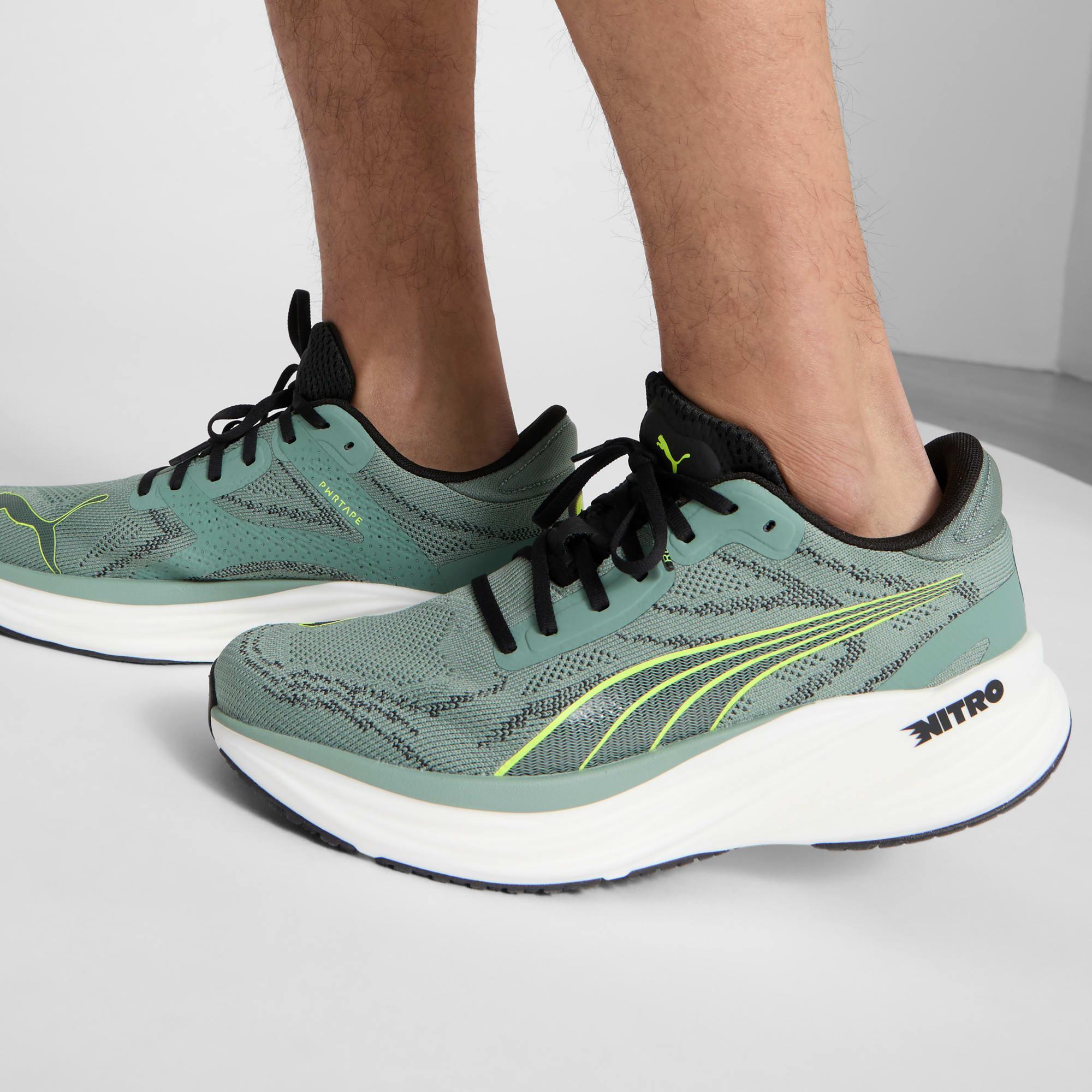 PUMA Magnify NITROâ¢ 2 Men's Running Shoes Product Image